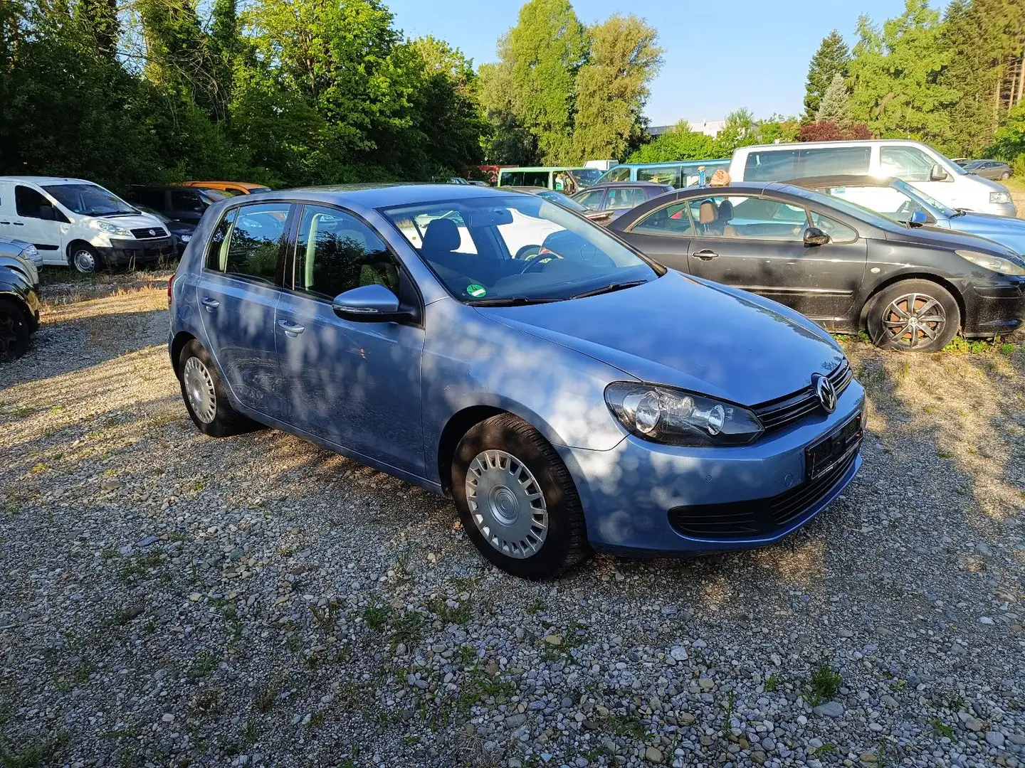 Volkswagen Golf VI 1.6 Comftl. DSG "114500 km*ZR+KD+HU:neu" Blau - 2