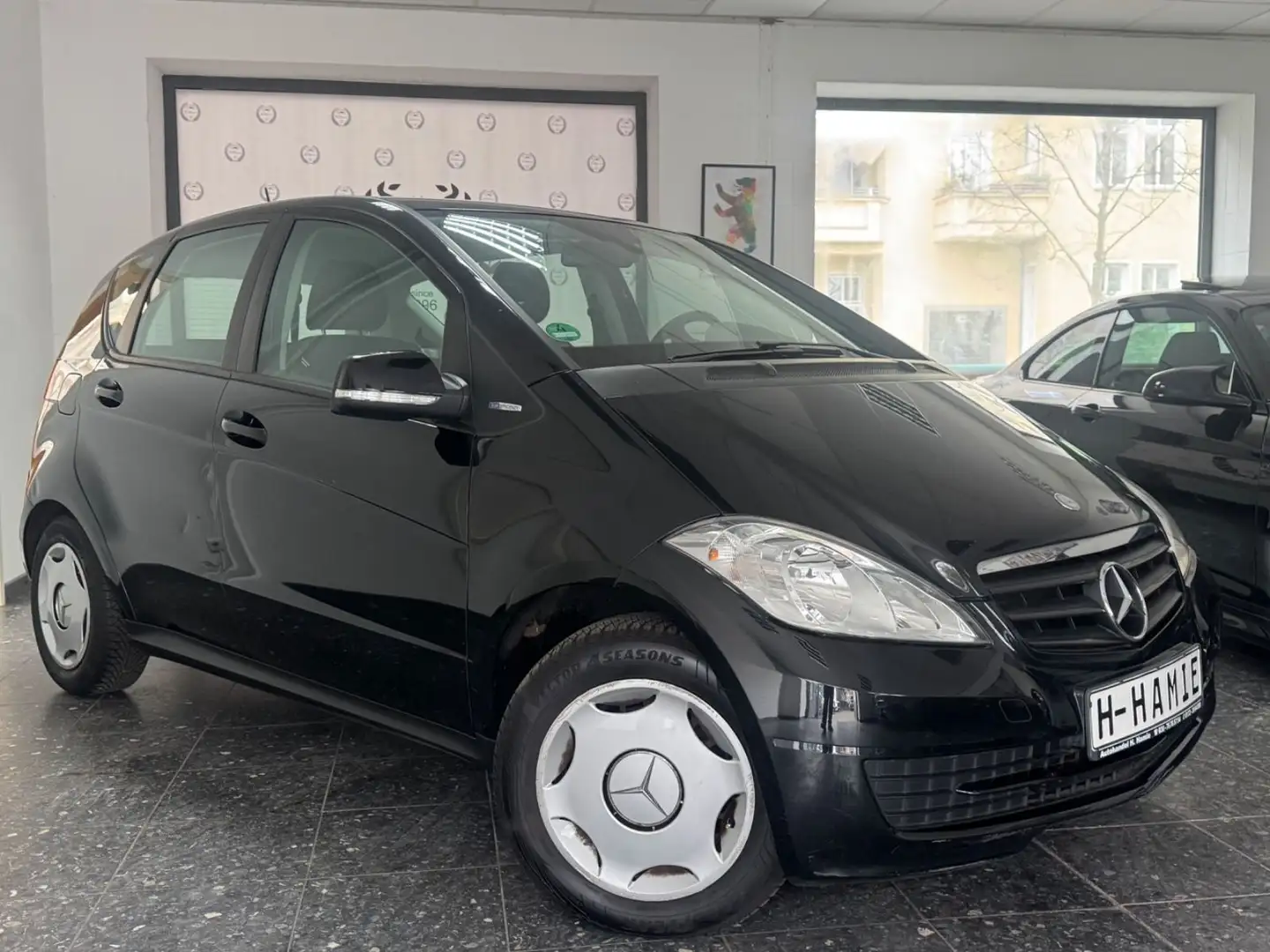 Mercedes-Benz A 160 BLUE EFFICIENC KLIMA SZH  2-HAND Negro - 2