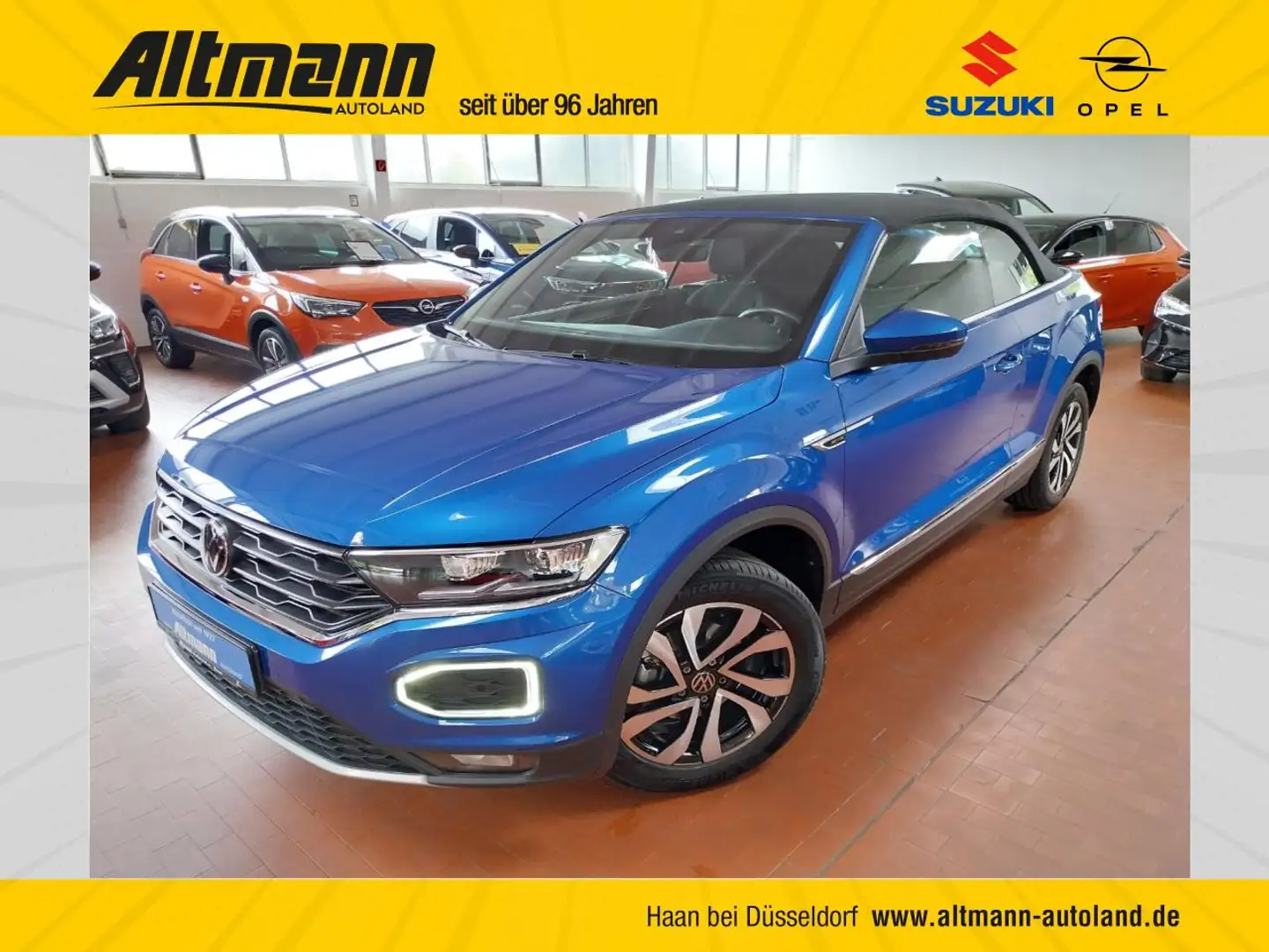 Volkswagen T-Roc Active 1.5 TSI ACC Navi PDC SHZ Blauw - 1