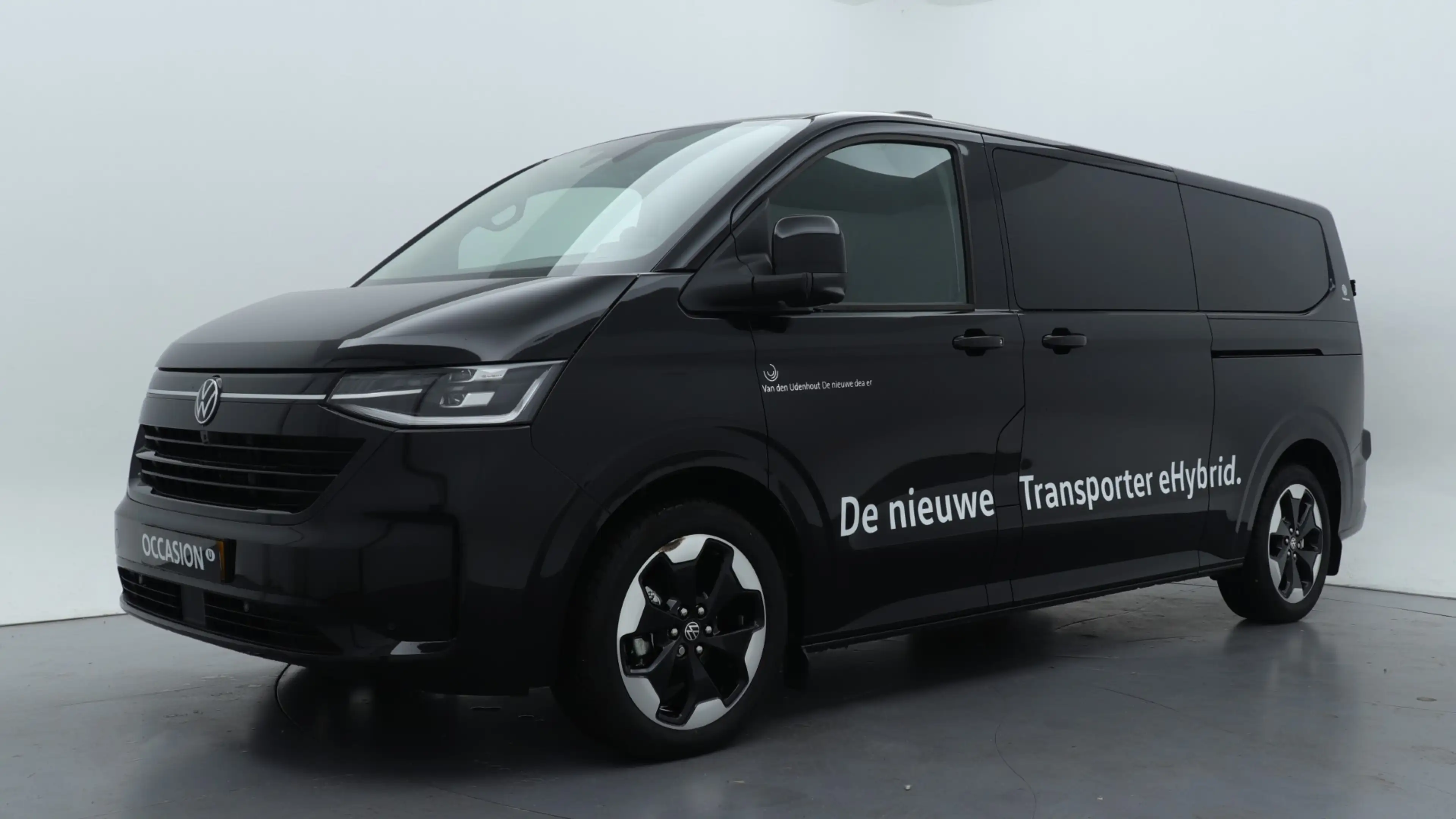 Volkswagen Transporter Dubbel Cabine L2H1 PHEV 2.5 eHybrid 233pk Automaat — photo 2
