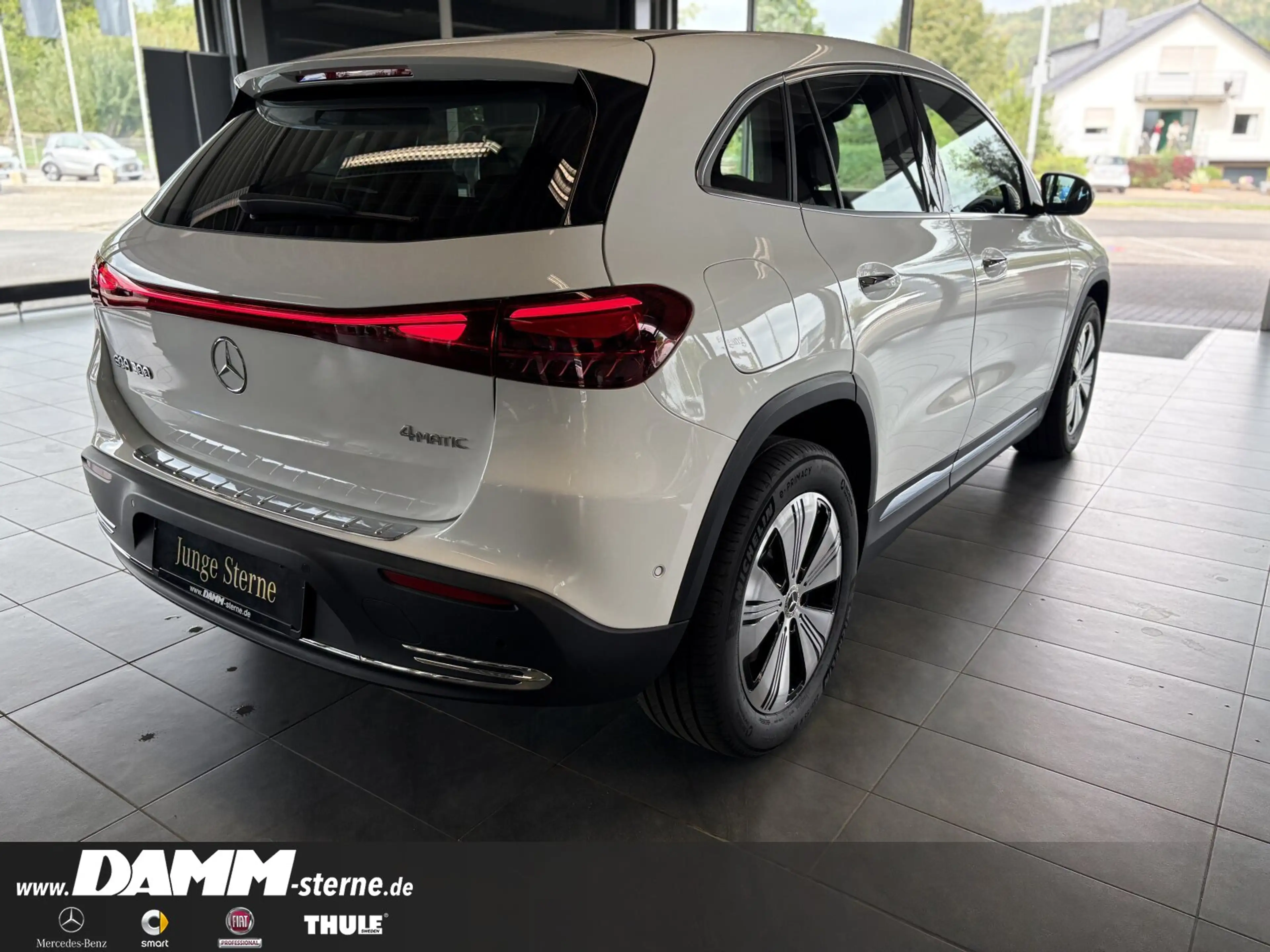 Mercedes-Benz EQA 300 EQA 300 4M Progr. Adv+/AHK/FAP/60 M GA + Flex Navi — photo 5