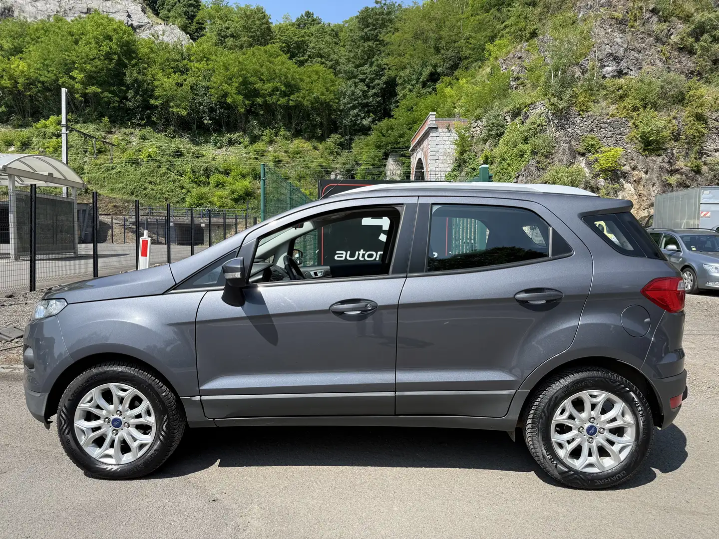 Ford EcoSport 1.0 - 1er propriétaire - carnet complet - 2