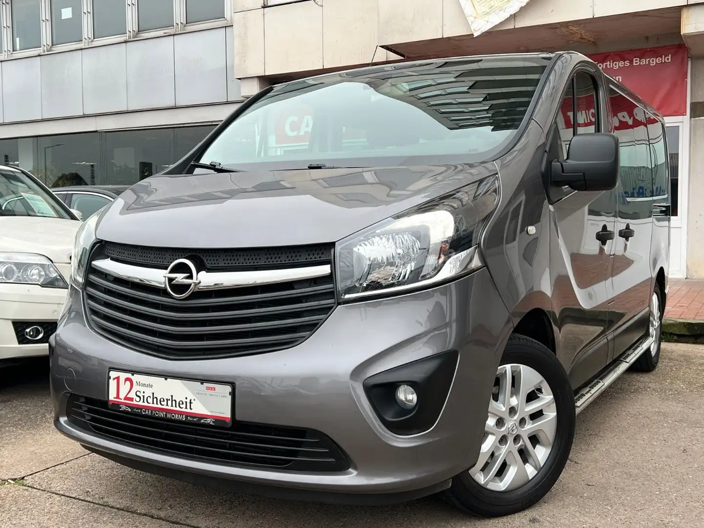 Opel Vivaro B Combi L1H1  2,9t *8SITZ*NAVI*AHK*KAMERA Grau - 1