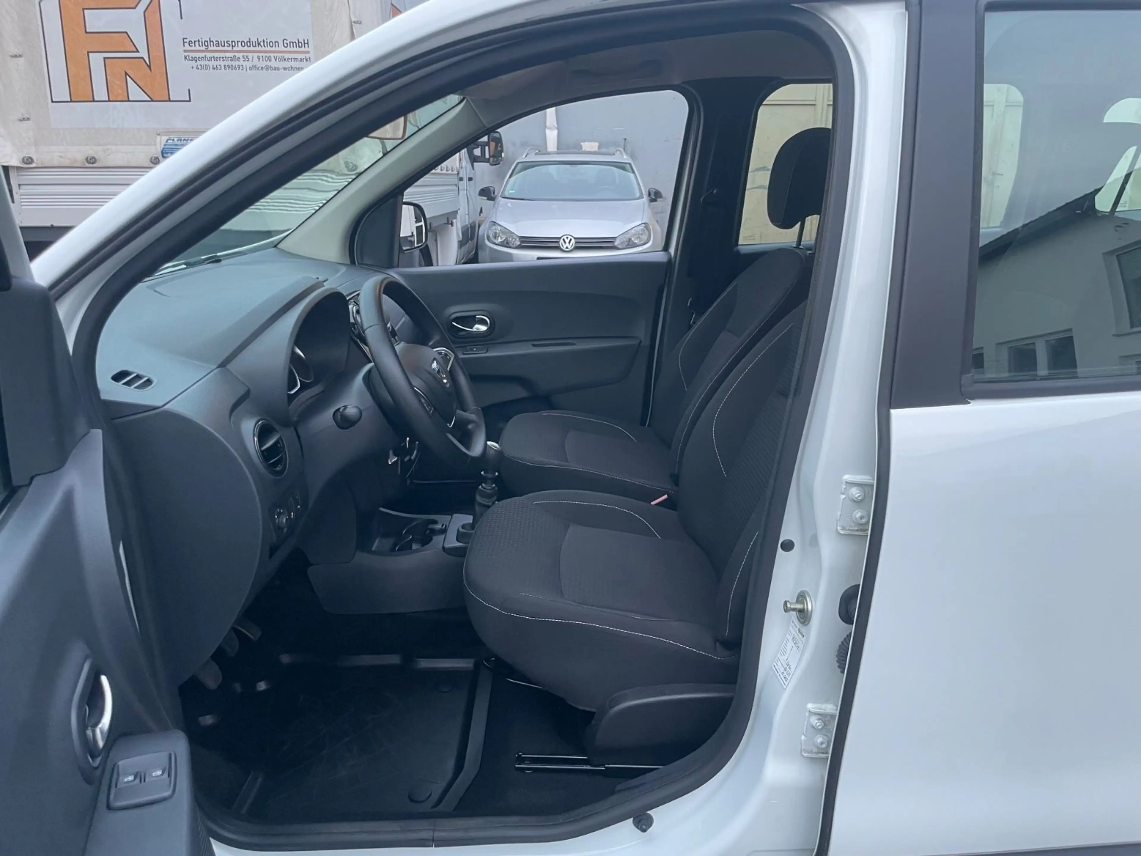 Dacia Lodgy Laureate — photo 10