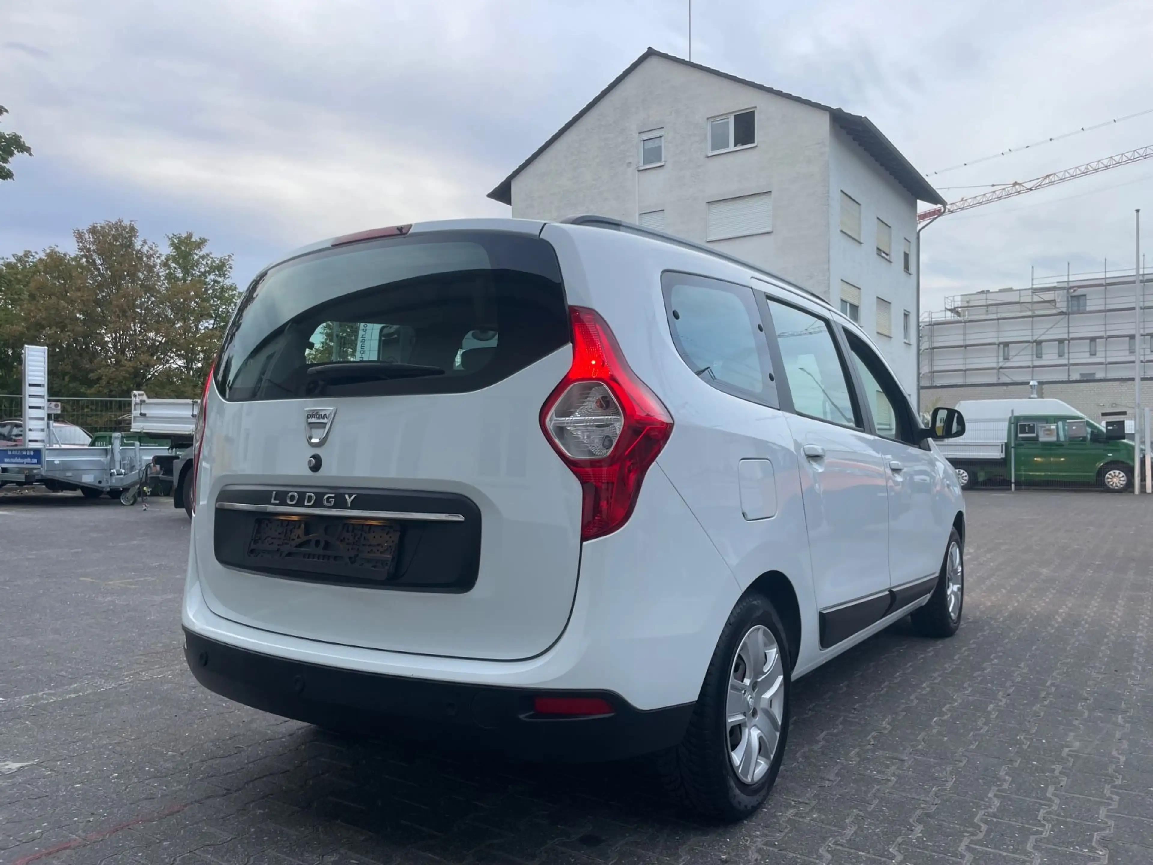 Dacia Lodgy Laureate — photo 6