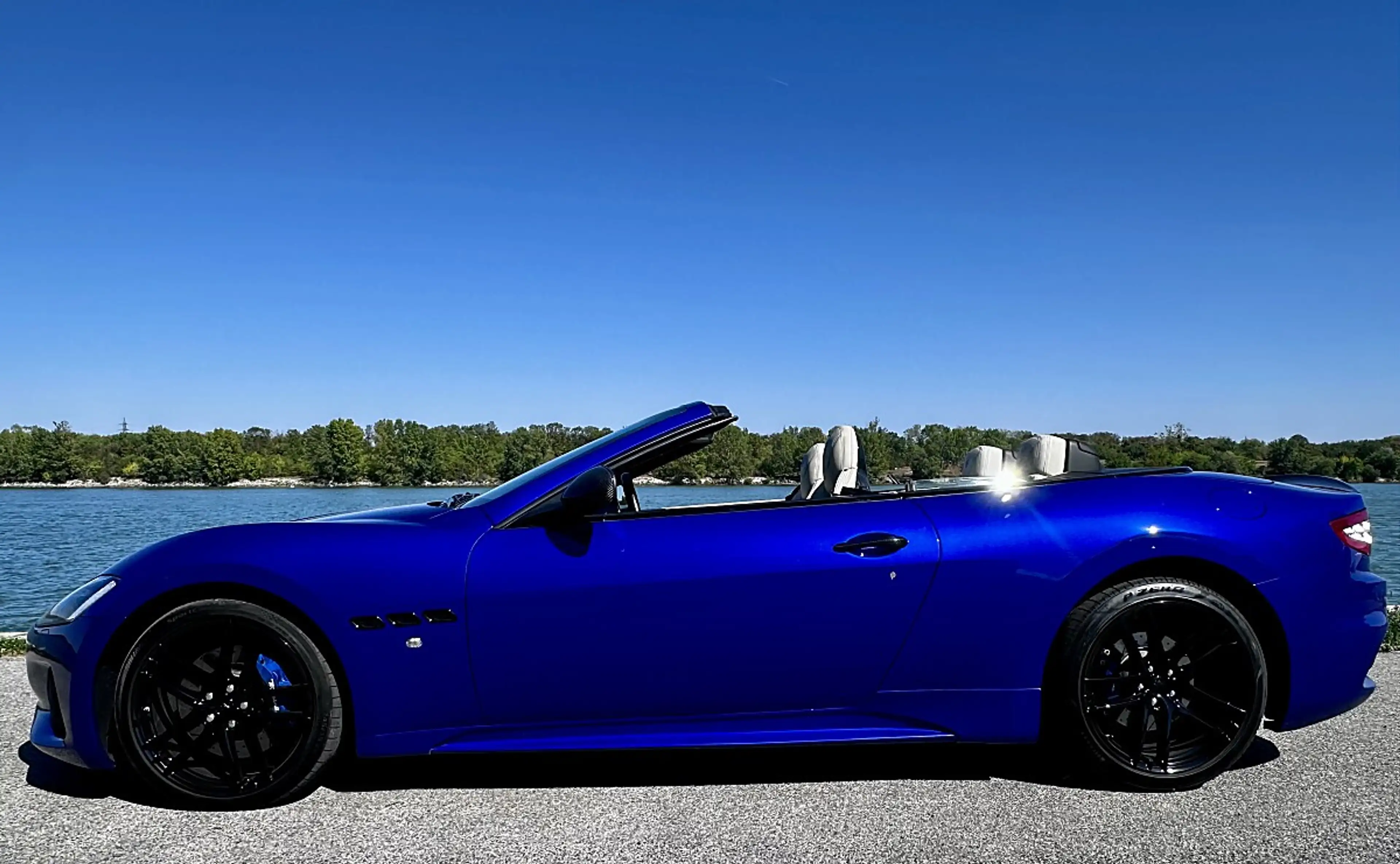 Maserati GranCabrio Grancabrio 4.7 V8 Sport Facelift — photo 4