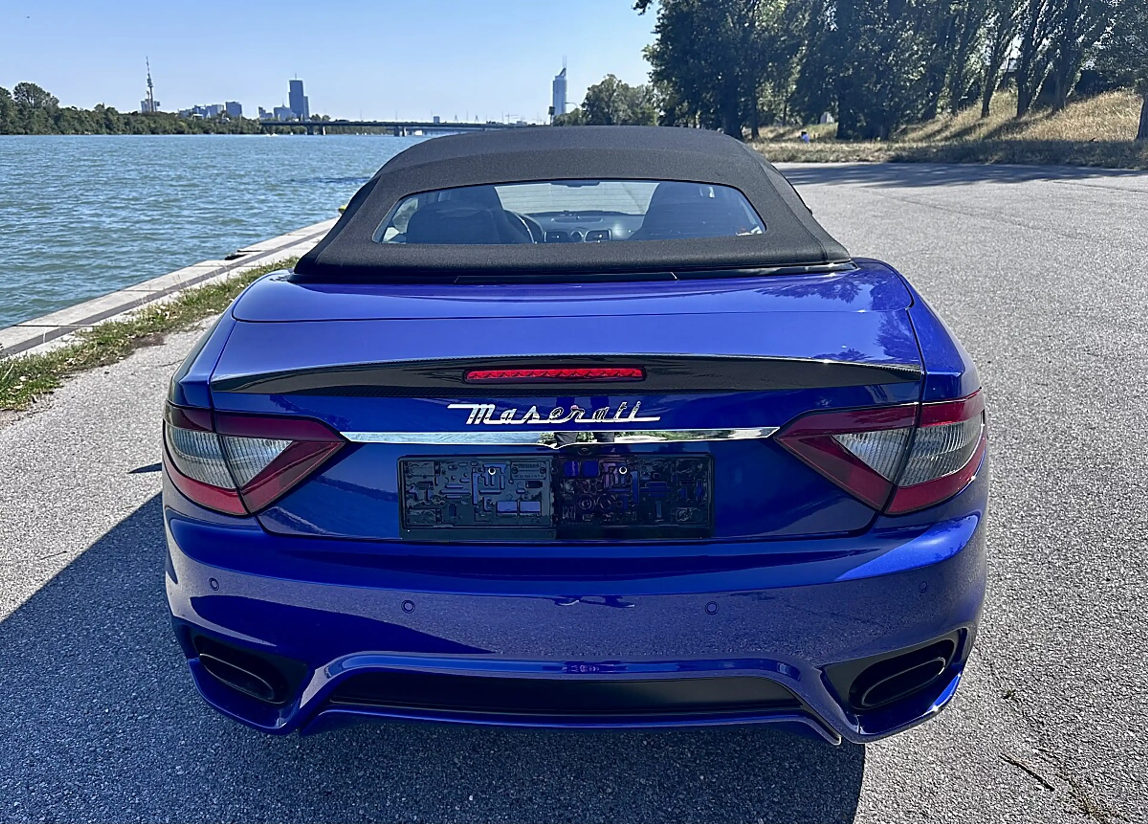 Maserati GranCabrio Grancabrio 4.7 V8 Sport Facelift — photo 12