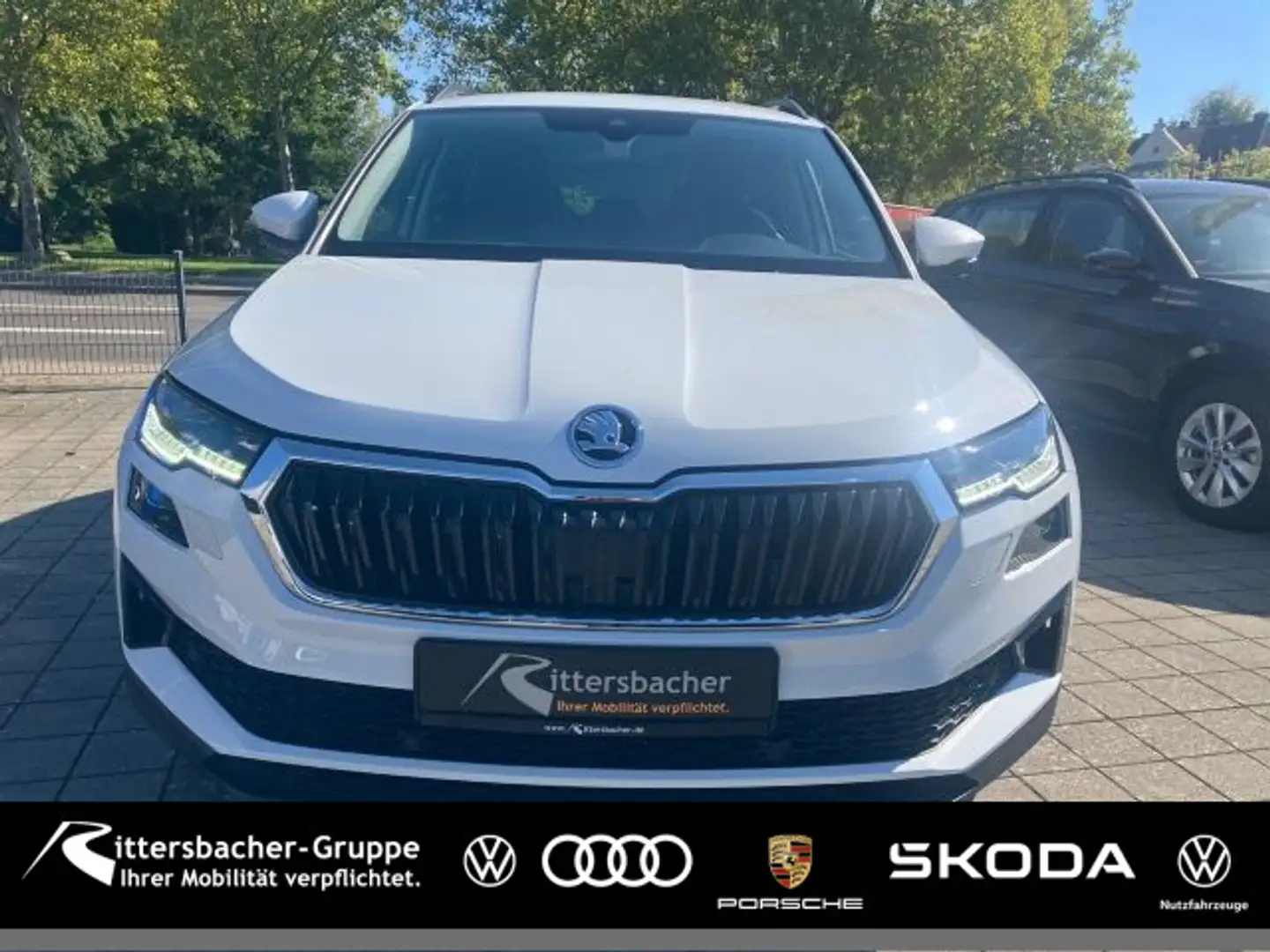 Skoda Karoq 1.5 TSI ACT Tour 18"LM Traveller-Paket Weiß - 1