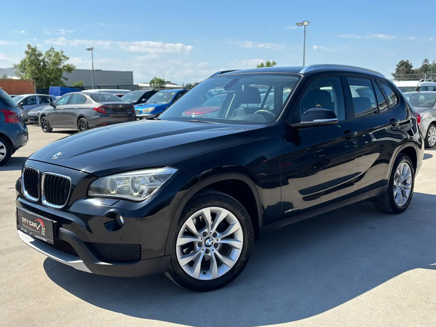 BMW X1 *AUTOMATIK* PICKERL 10/25* xDrive18d Schwarz - 1