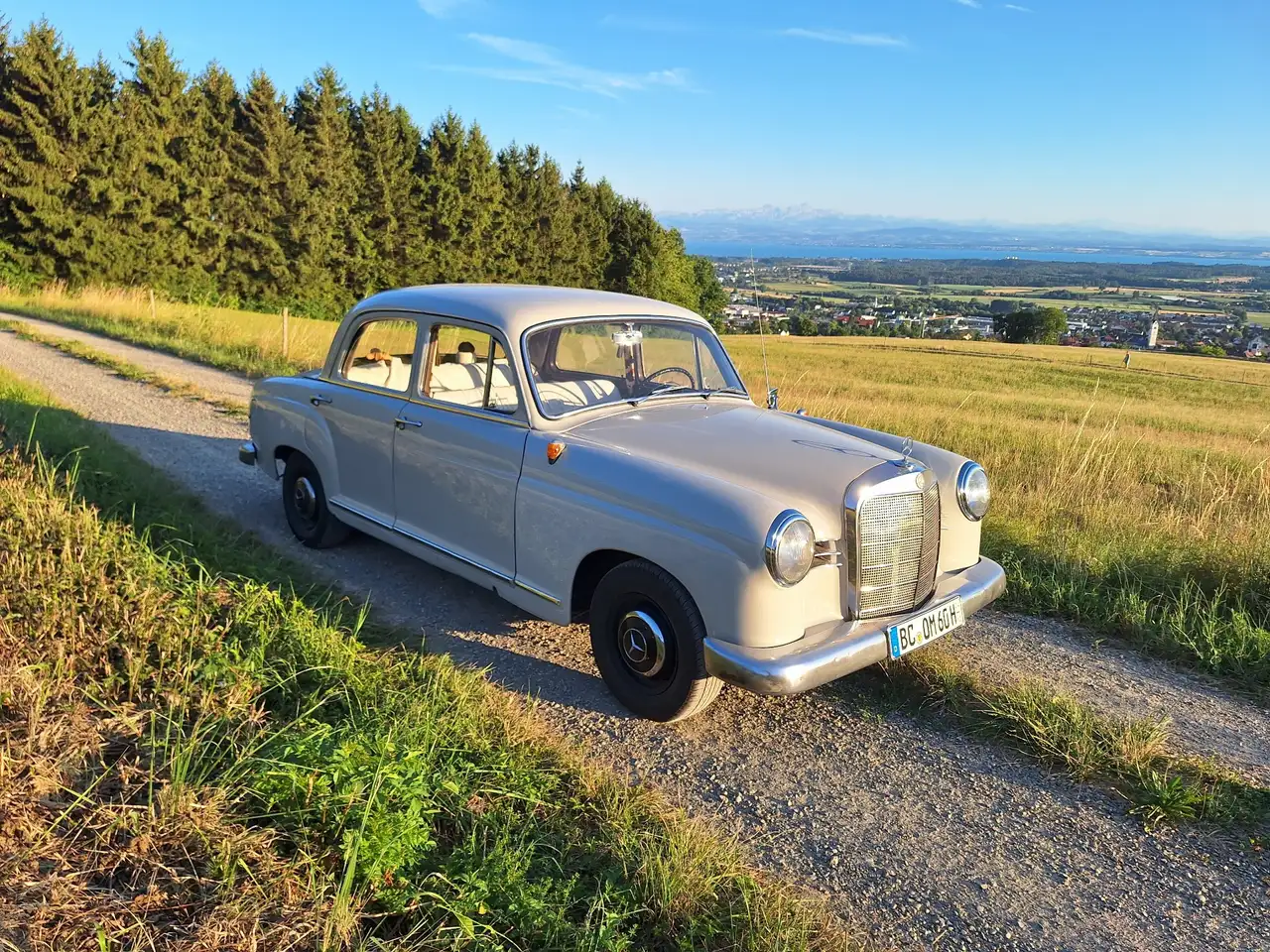 Mercedes-Benz 190 Db Ponton, foto 1
