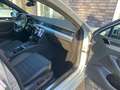 Volkswagen Passat Variant Passat2.0 Business/R-LINE/CAR-P/XENON/I-QD/1HAND Silber - thumbnail 13