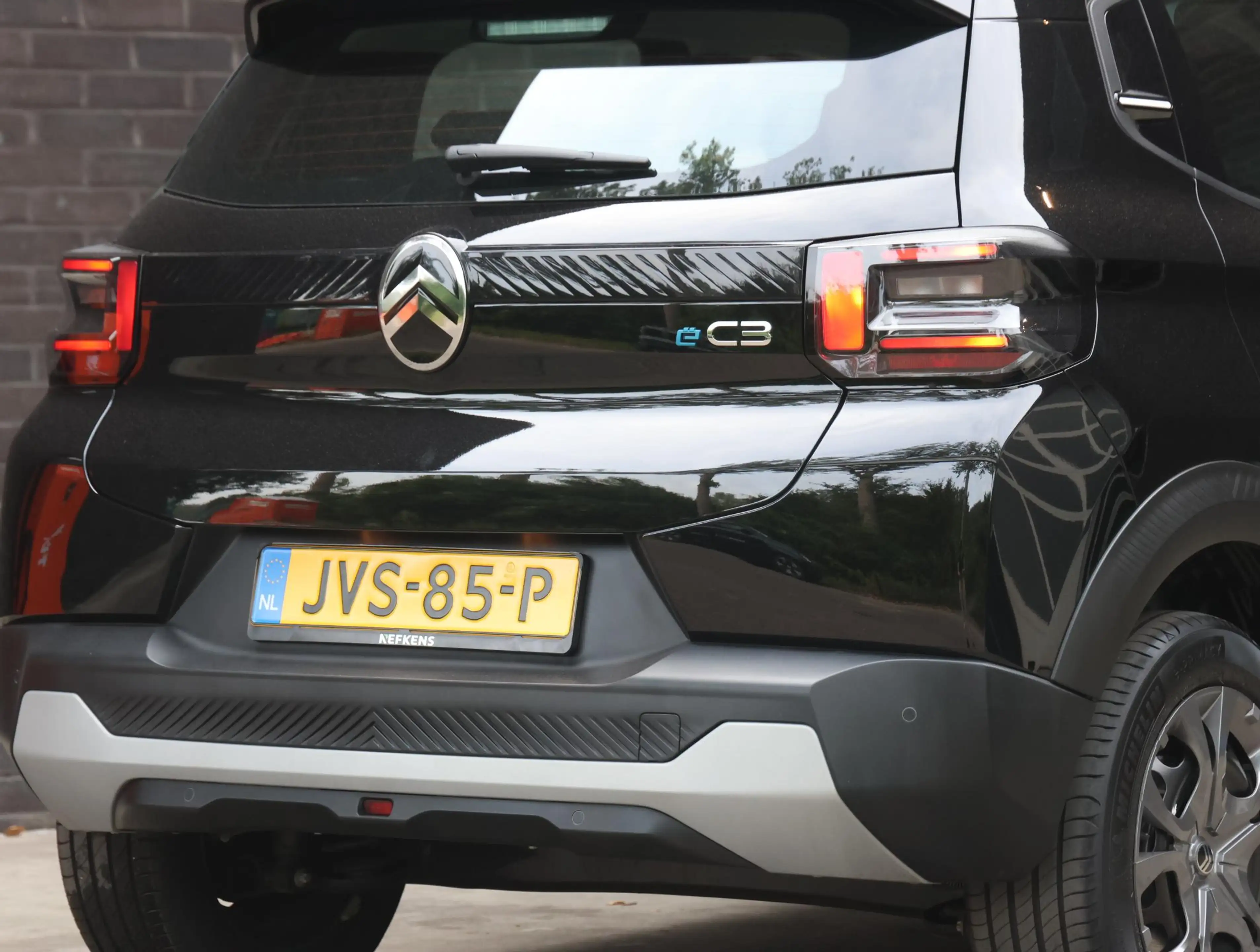 Citroen E-C3 Plus 113pk 44kWh | Draadloze Telefoonlader | Navig — photo 9