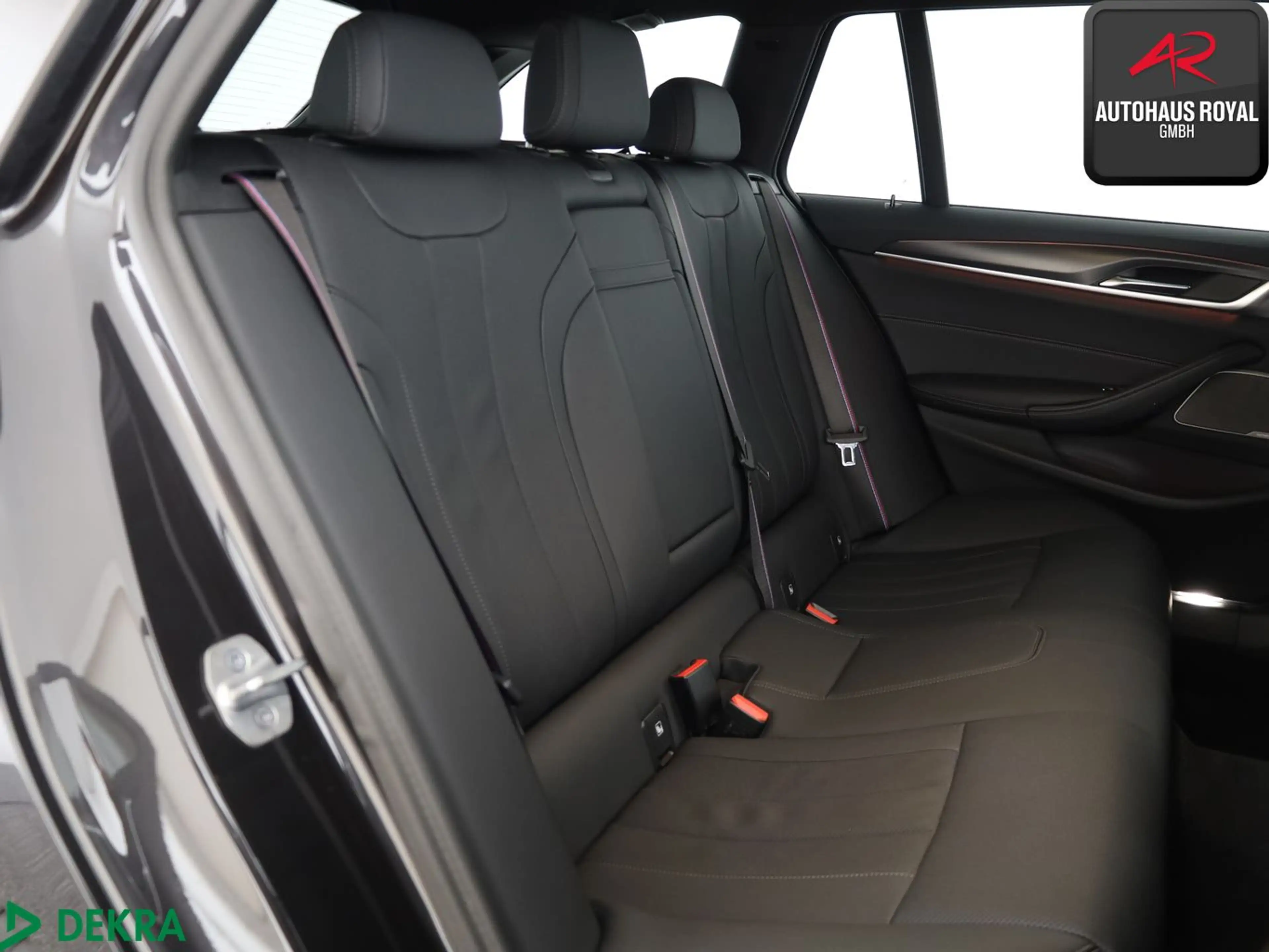 BMW 530 d xDrive T M SPORT PRO LASER,HUD,HARMAN/K,SH — photo 12