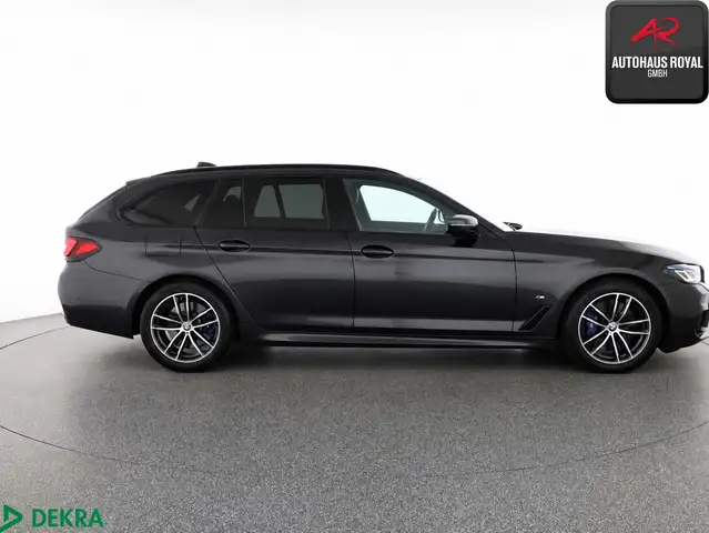 BMW 5 Series view 6