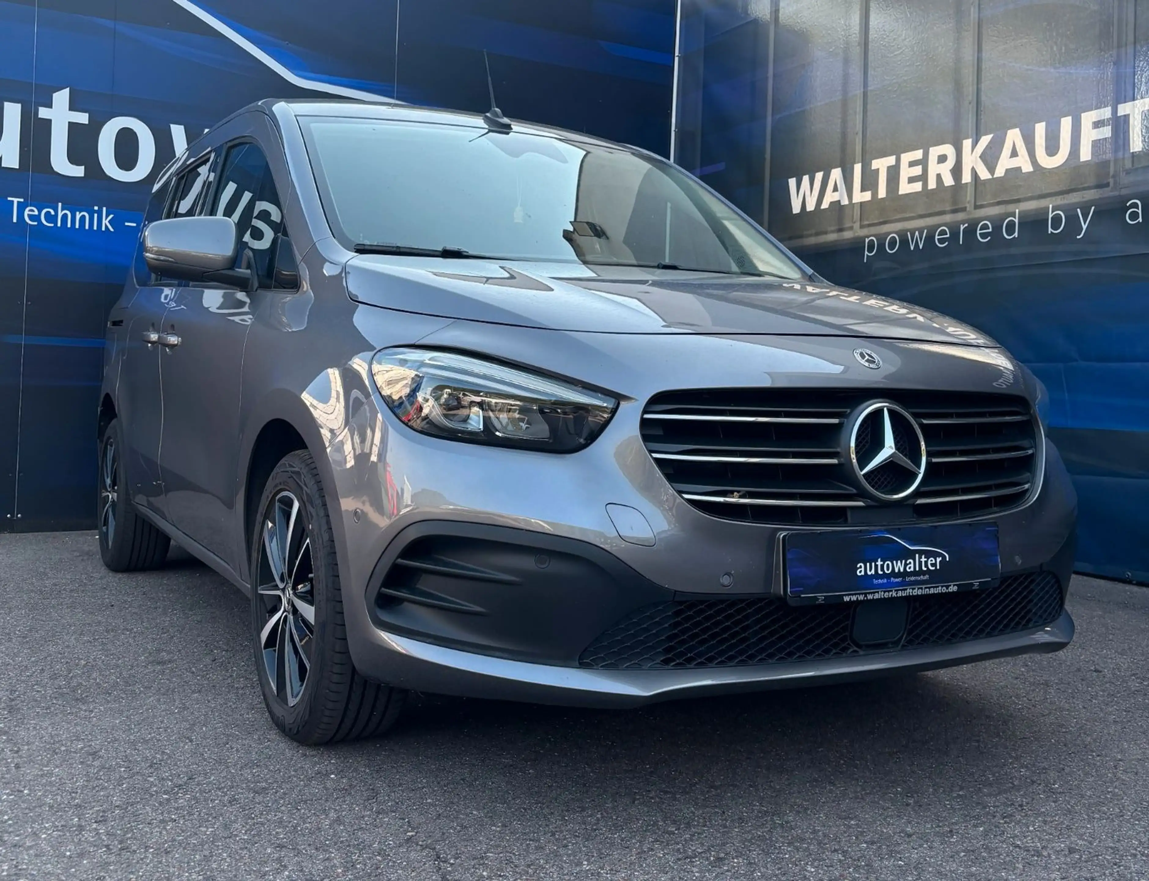 Mercedes-Benz T-Class T 180 d Edition — photo 3