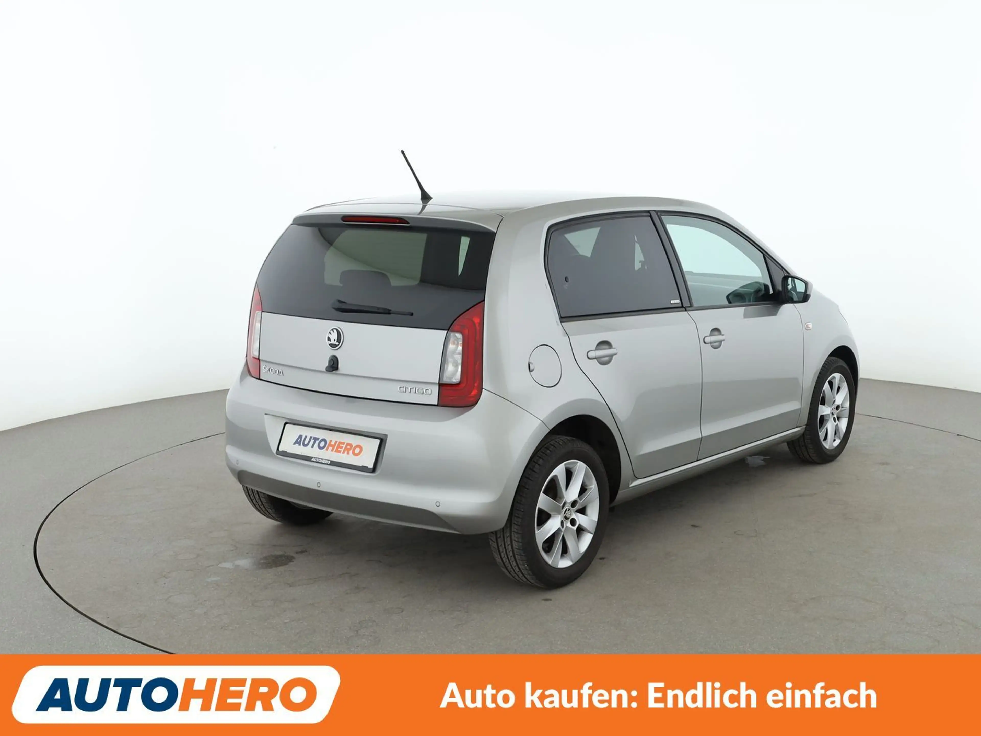 Skoda Citigo 1.0 MPI Clever*PDC*SHZ*BLUETOOTH* — photo 6