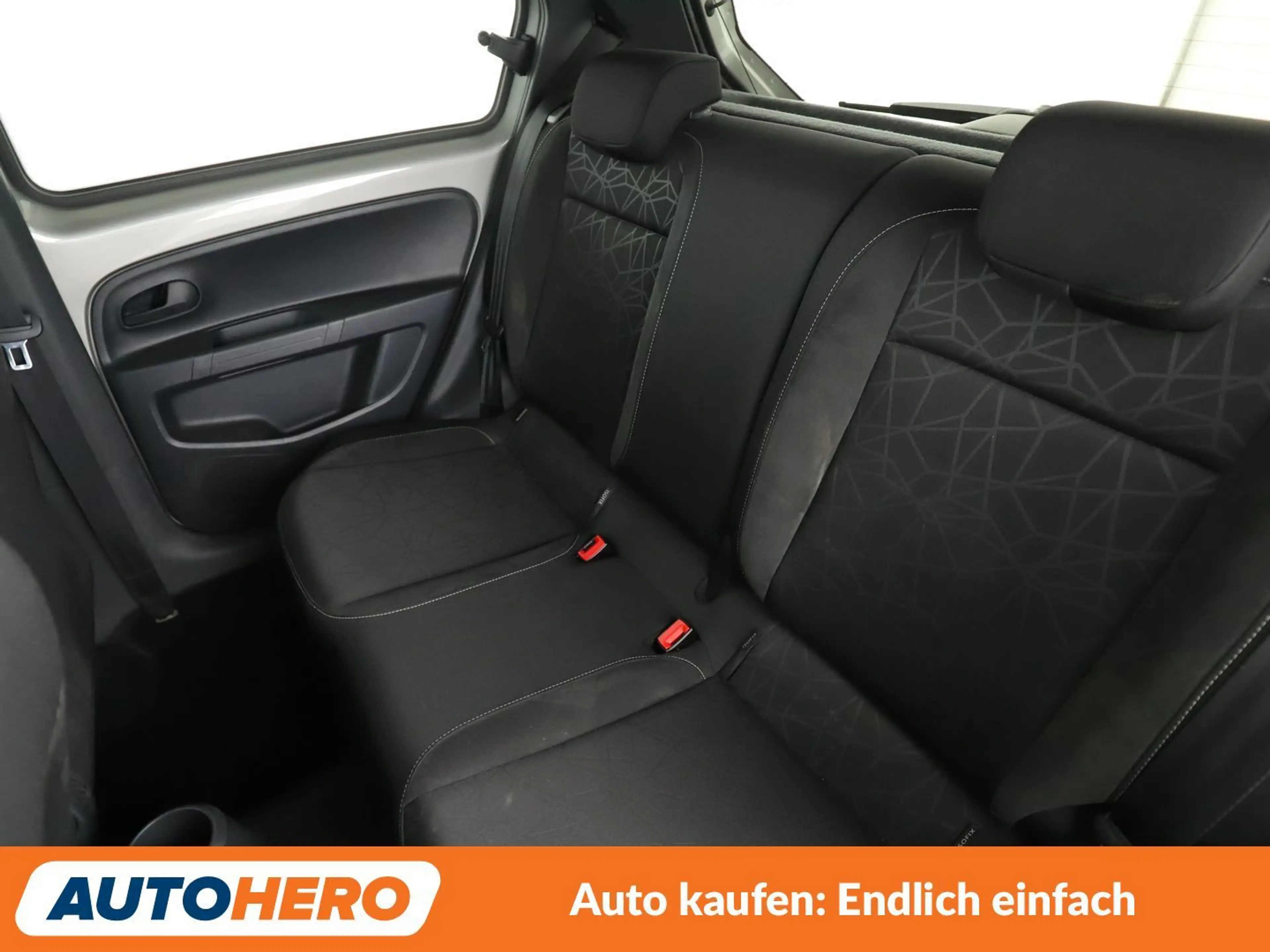 Skoda Citigo 1.0 MPI Clever*PDC*SHZ*BLUETOOTH* — photo 15