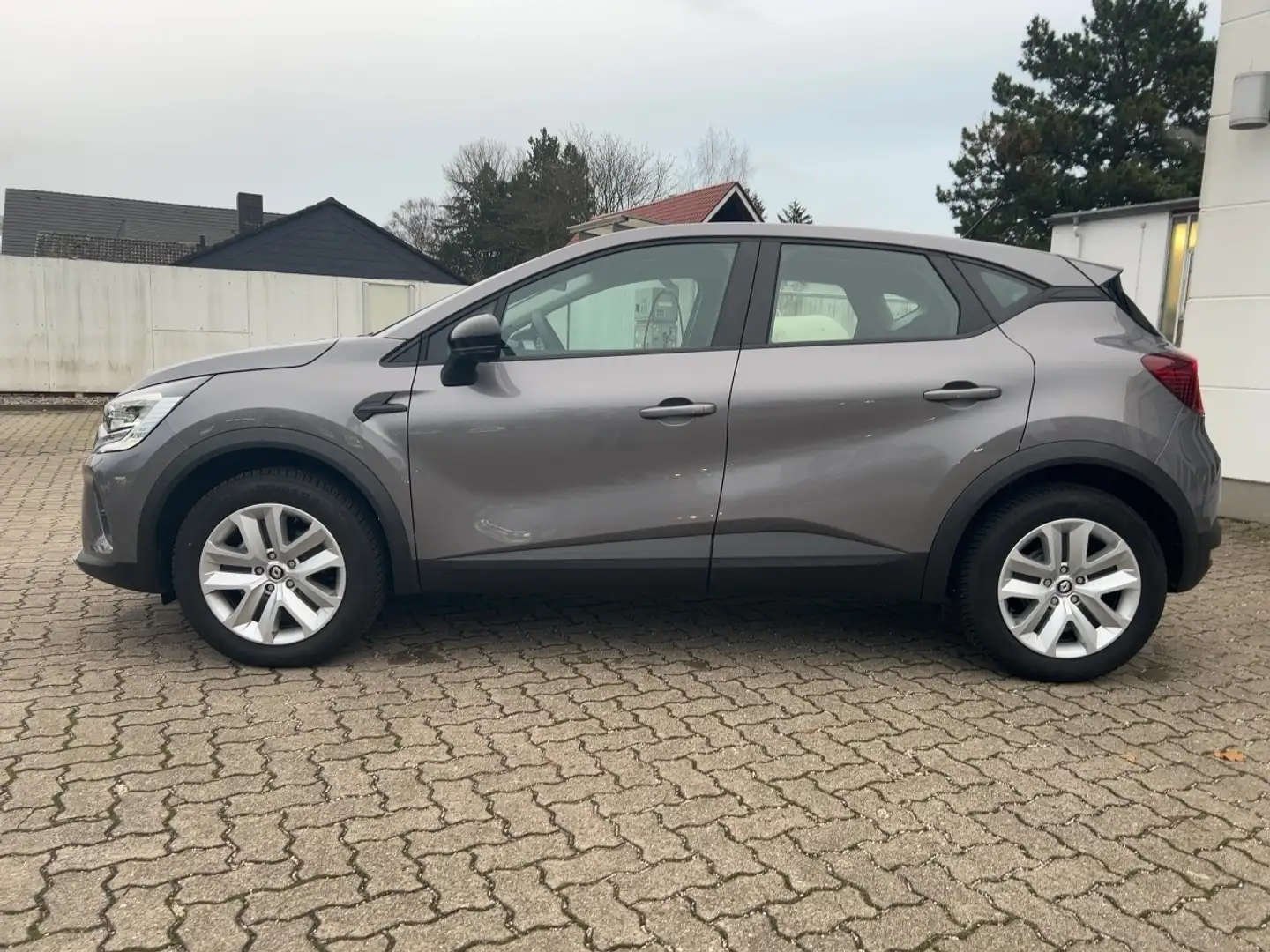 Renault Captur TCE 140 Evolution EDC Navi Gris - 2
