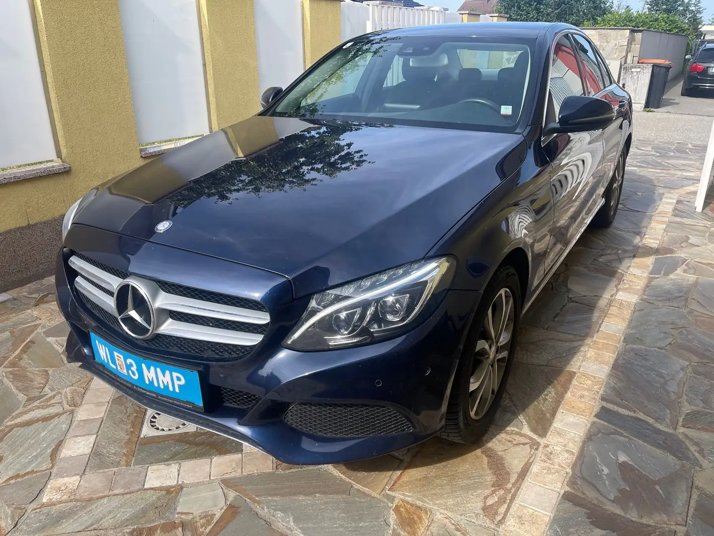 Mercedes-Benz C 180 C 180 d Aut. Blau - 1