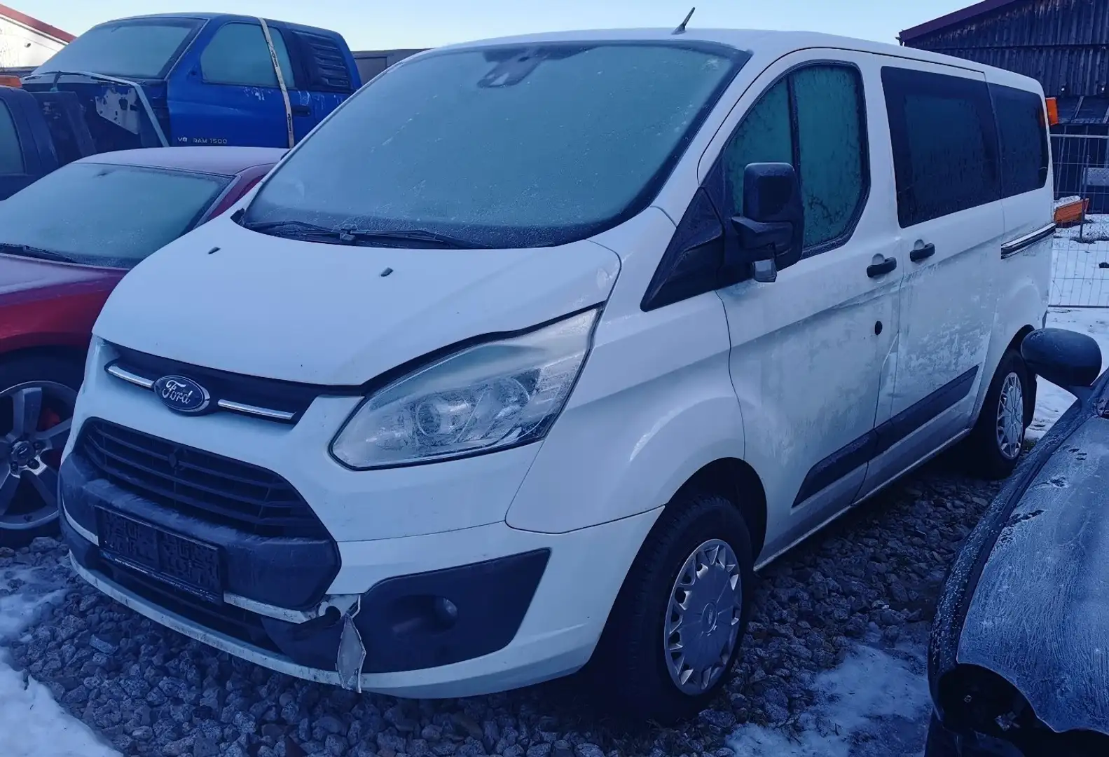 Ford Tourneo Custom Tourneo Custom L1H1 Trend 2,2 TDCi Trend Weiß - 2