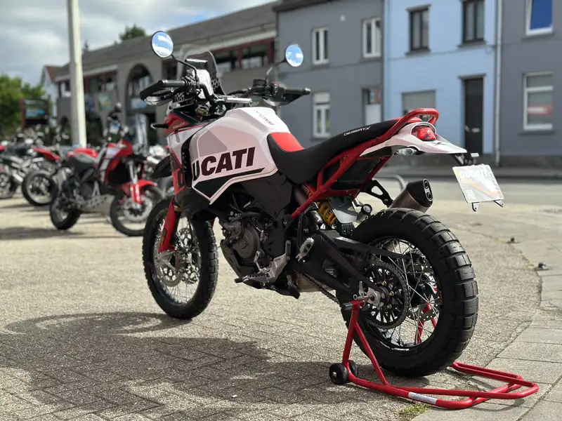 Ducati DesertX - foto 8