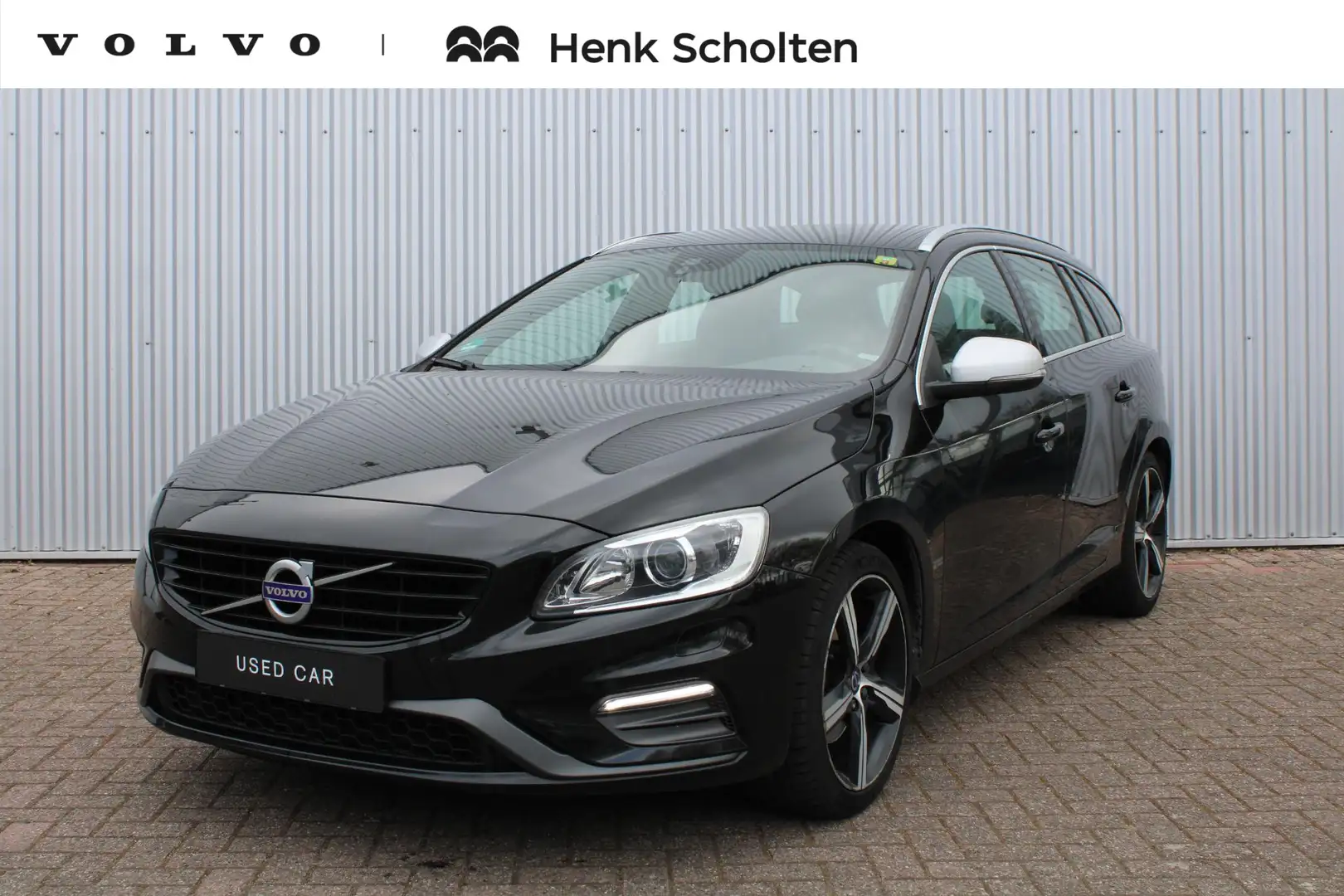 Volvo V60 T3 Automaat Nordic+ Sport | Navigatie| R-design| S Zwart - 1