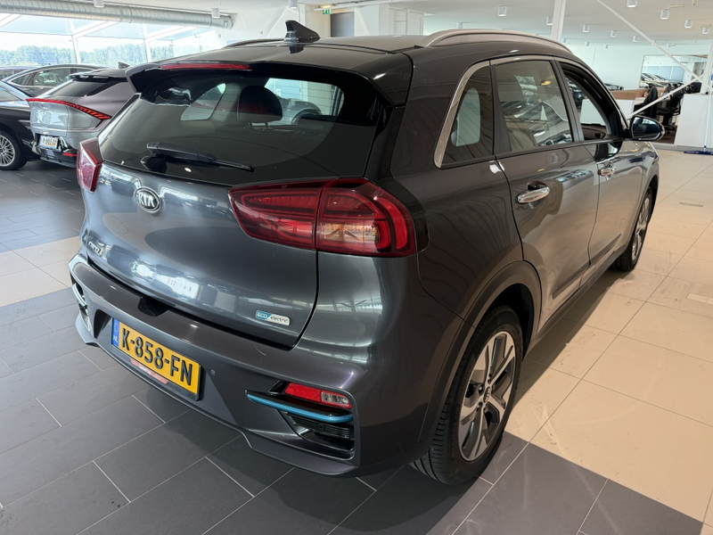 Kia e-Niro DynamicLine 64 kWh SOH 96,10% — photo 4