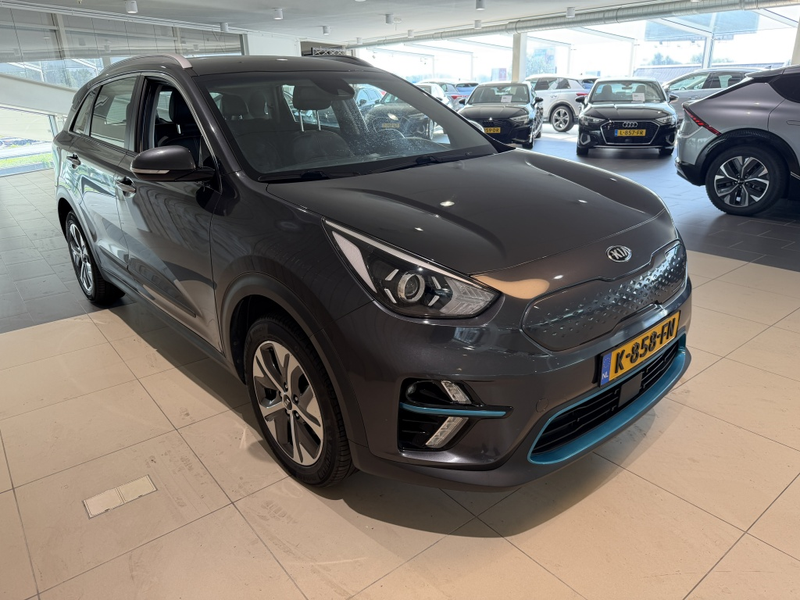 Kia e-Niro DynamicLine 64 kWh SOH 96,10% — photo 2