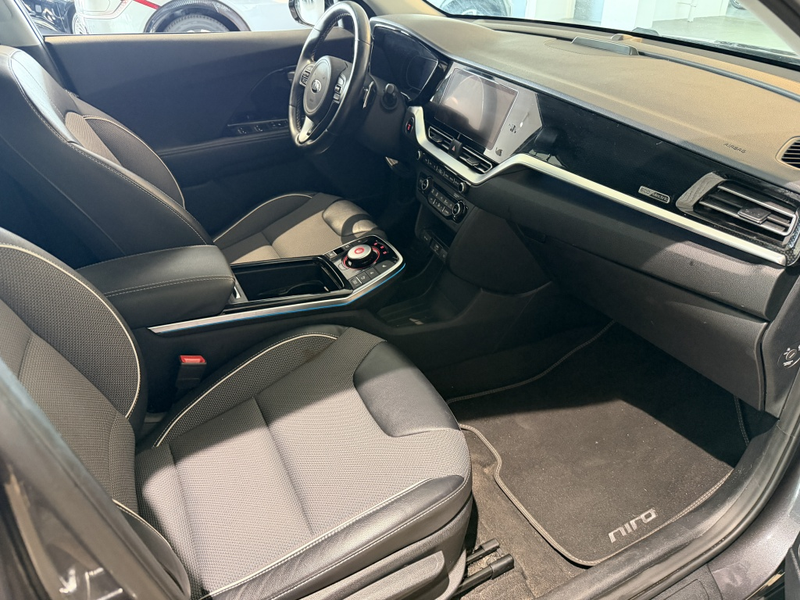 Kia e-Niro DynamicLine 64 kWh SOH 96,10% — photo 3