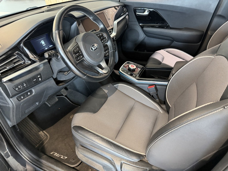 Kia e-Niro DynamicLine 64 kWh SOH 96,10% — photo 6