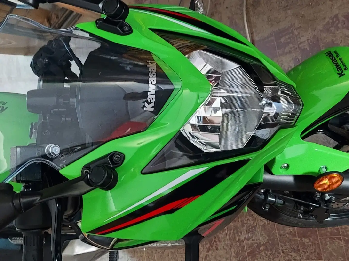 Kawasaki Ninja 125 Vert - 2