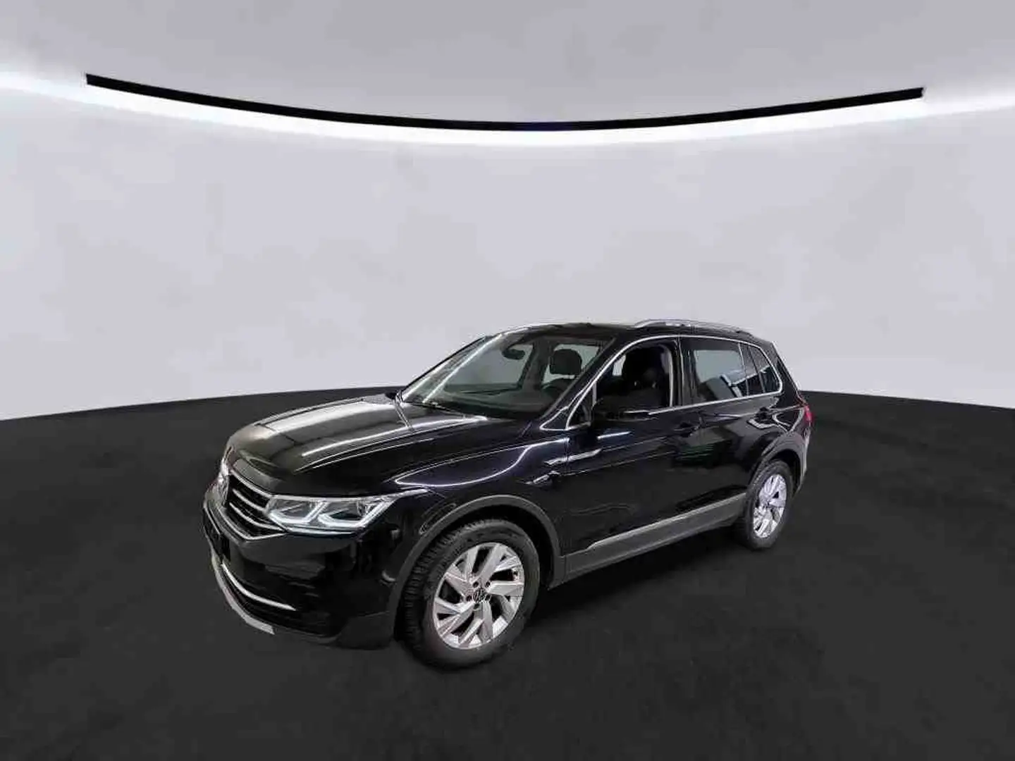 Volkswagen Tiguan Elegance 2.0 TDI DSG Pano IQLight RearView 4xSitzh Noir - 2