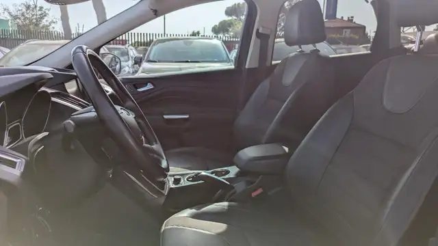 Ford Kuga view 7