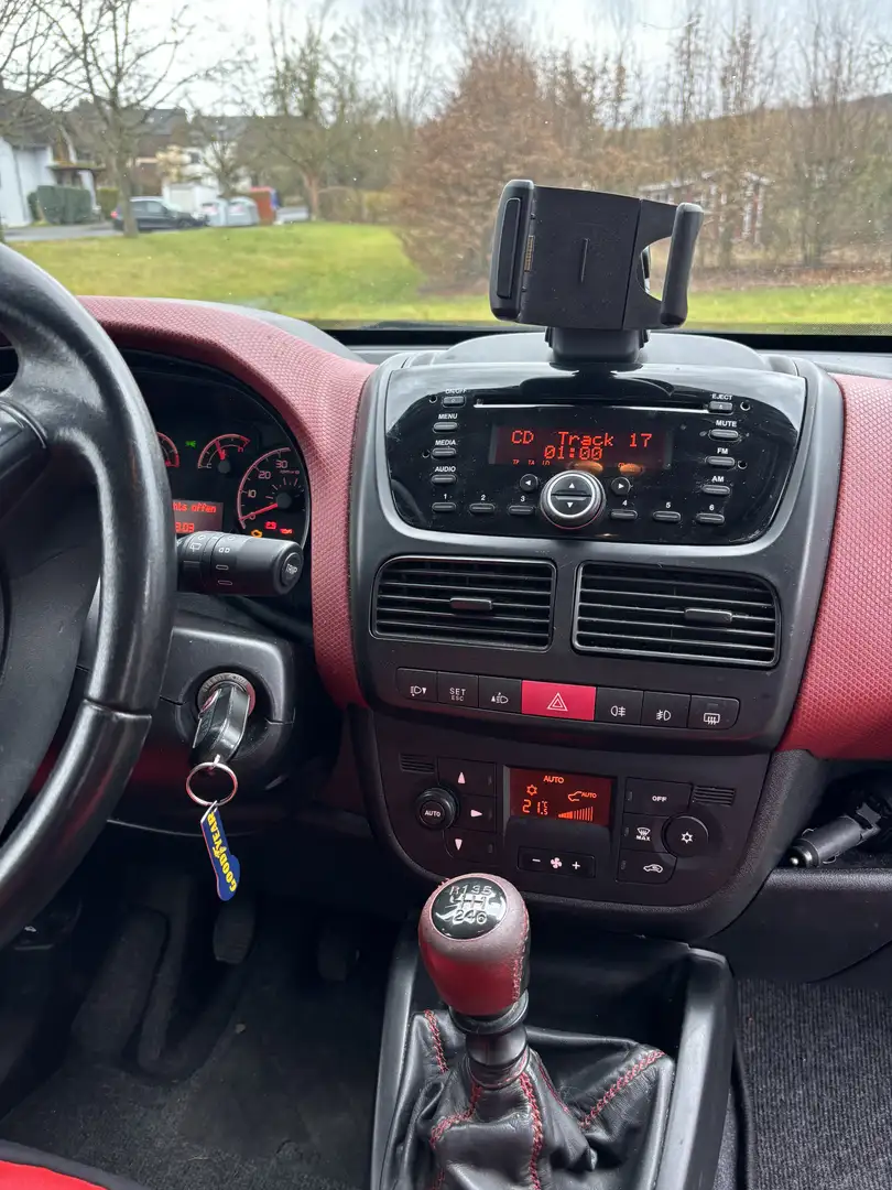 Fiat Doblo Doblo Diesel 2.0 16V Multijet Easy Sitzhzng 134PS - 2