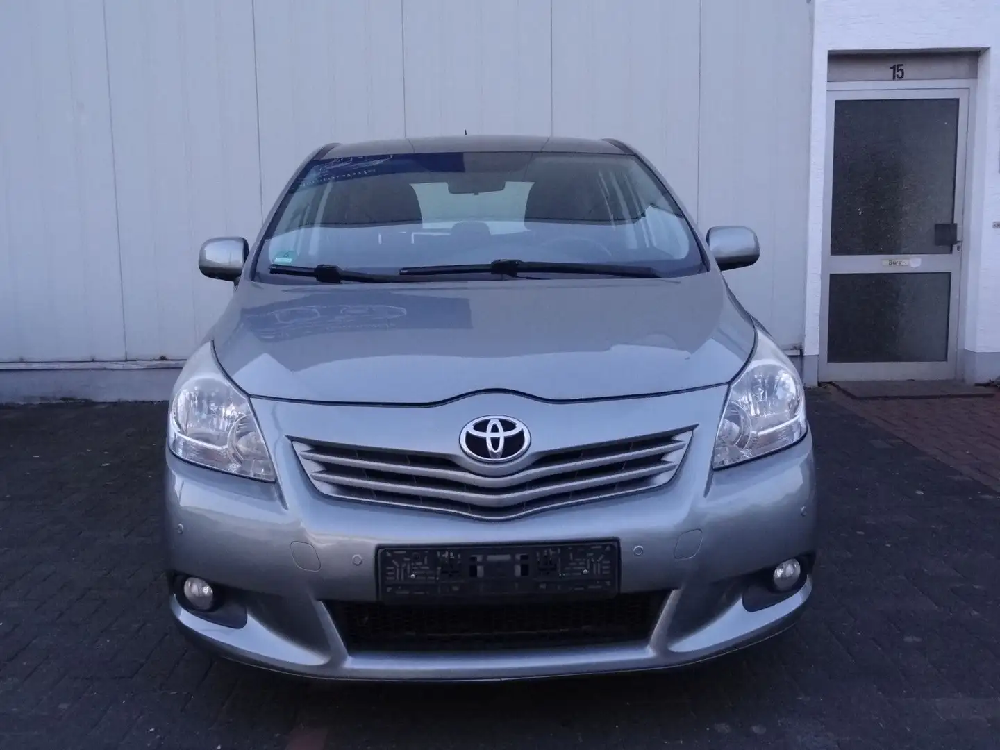 Toyota Verso Edition/Klima/Alu/Kamera/ Grau - 2