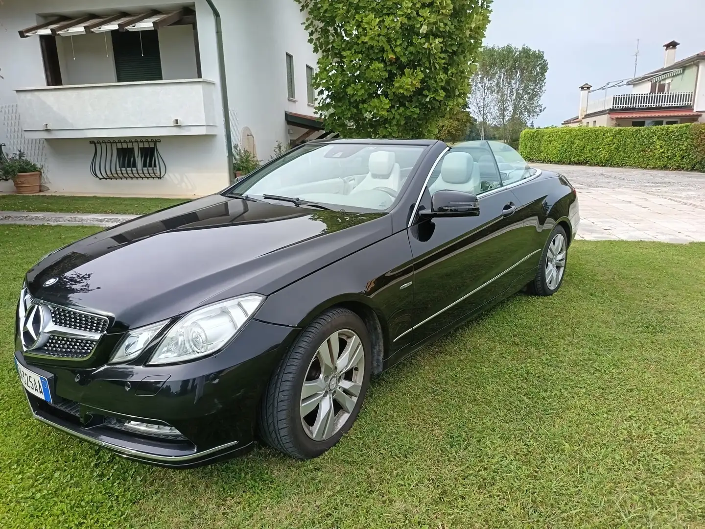 Mercedes-Benz E 220 Cabrio cdi be Avantgarde Nero - 2