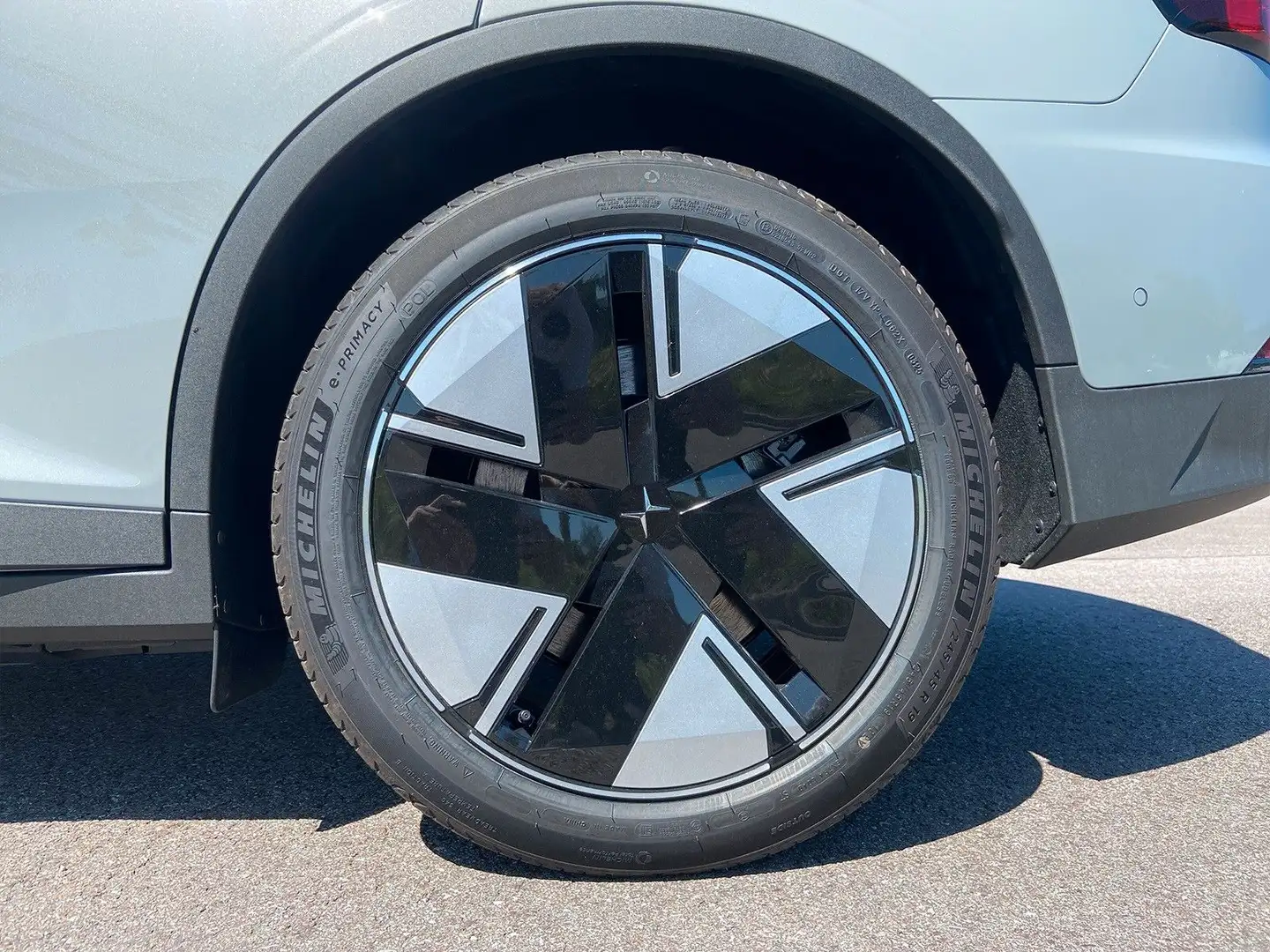 Polestar 2 Long Range Dual Motor MJ 25 Pilot Plus ACC Grau - 2