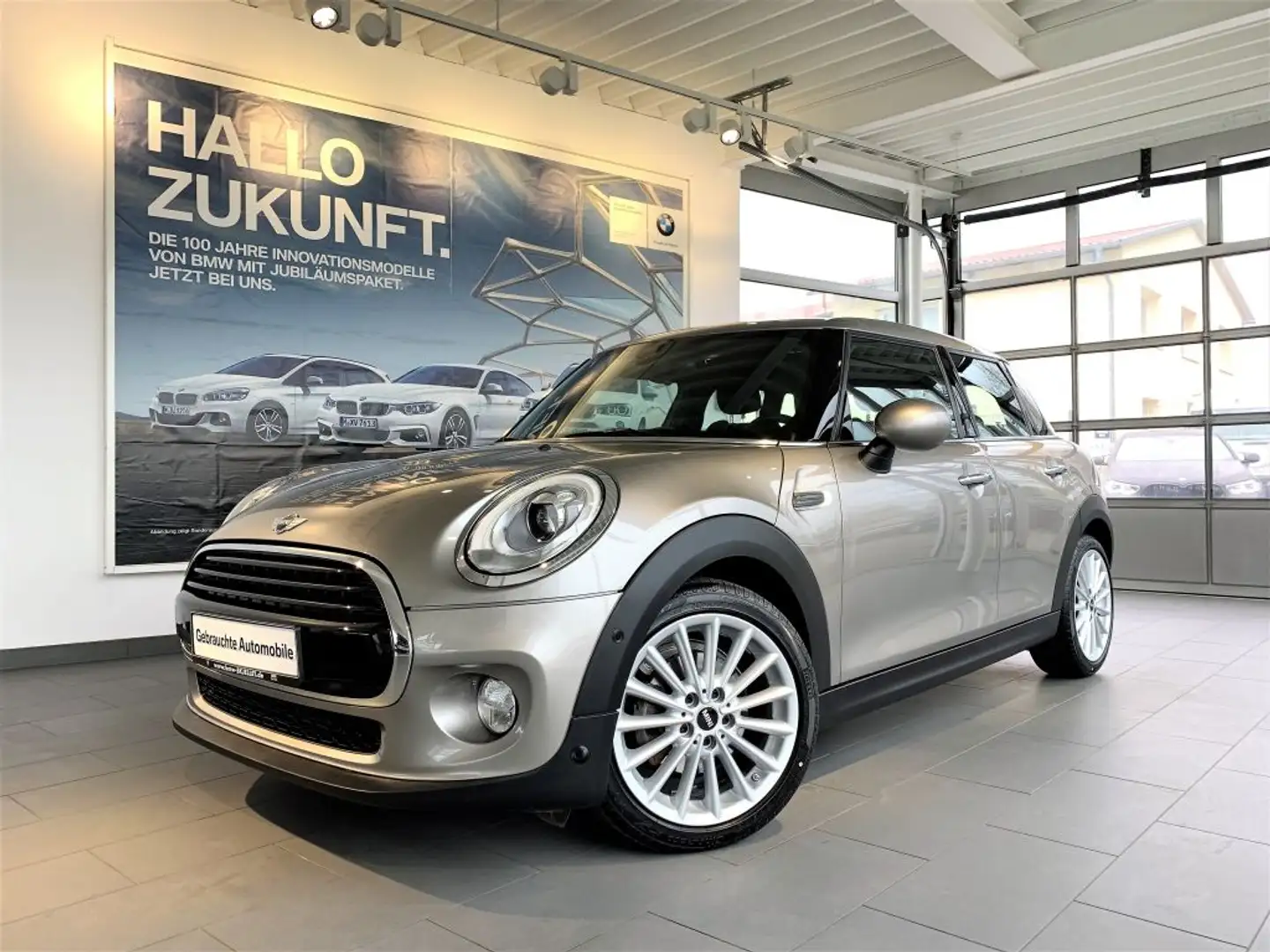 MINI Cooper Aut. Chili NAVI+LEDer+KOM+SITZH+PDC+SPORTS Grau - 1