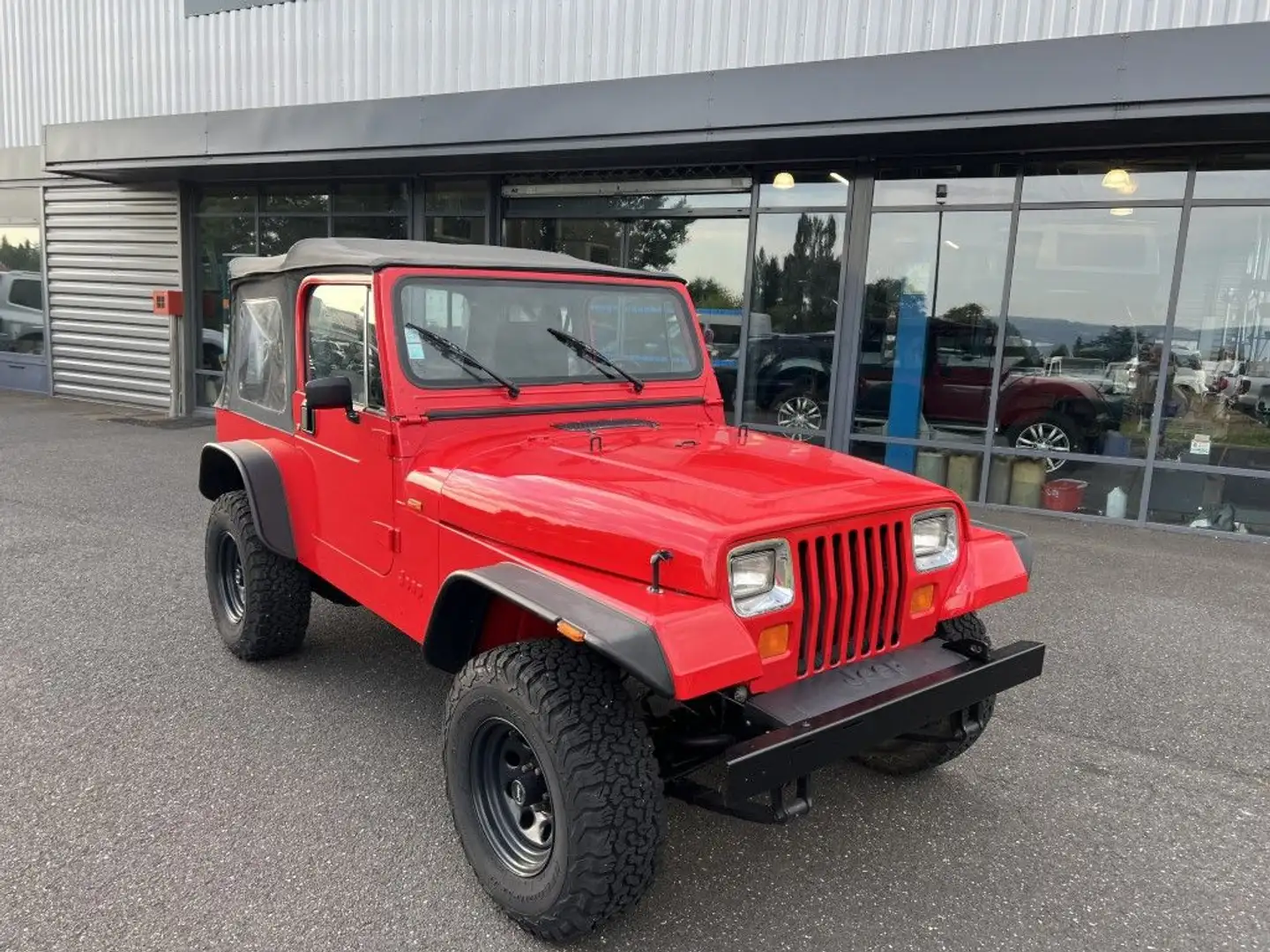 Jeep Wrangler YJ 2.5 L Essence Rojo - 2