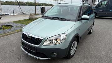 Combi Scout AUTOMATIK NAVI KLIMA HU DEKRA