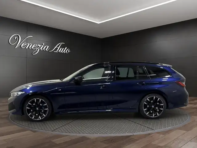 BMW 3 Series view 3