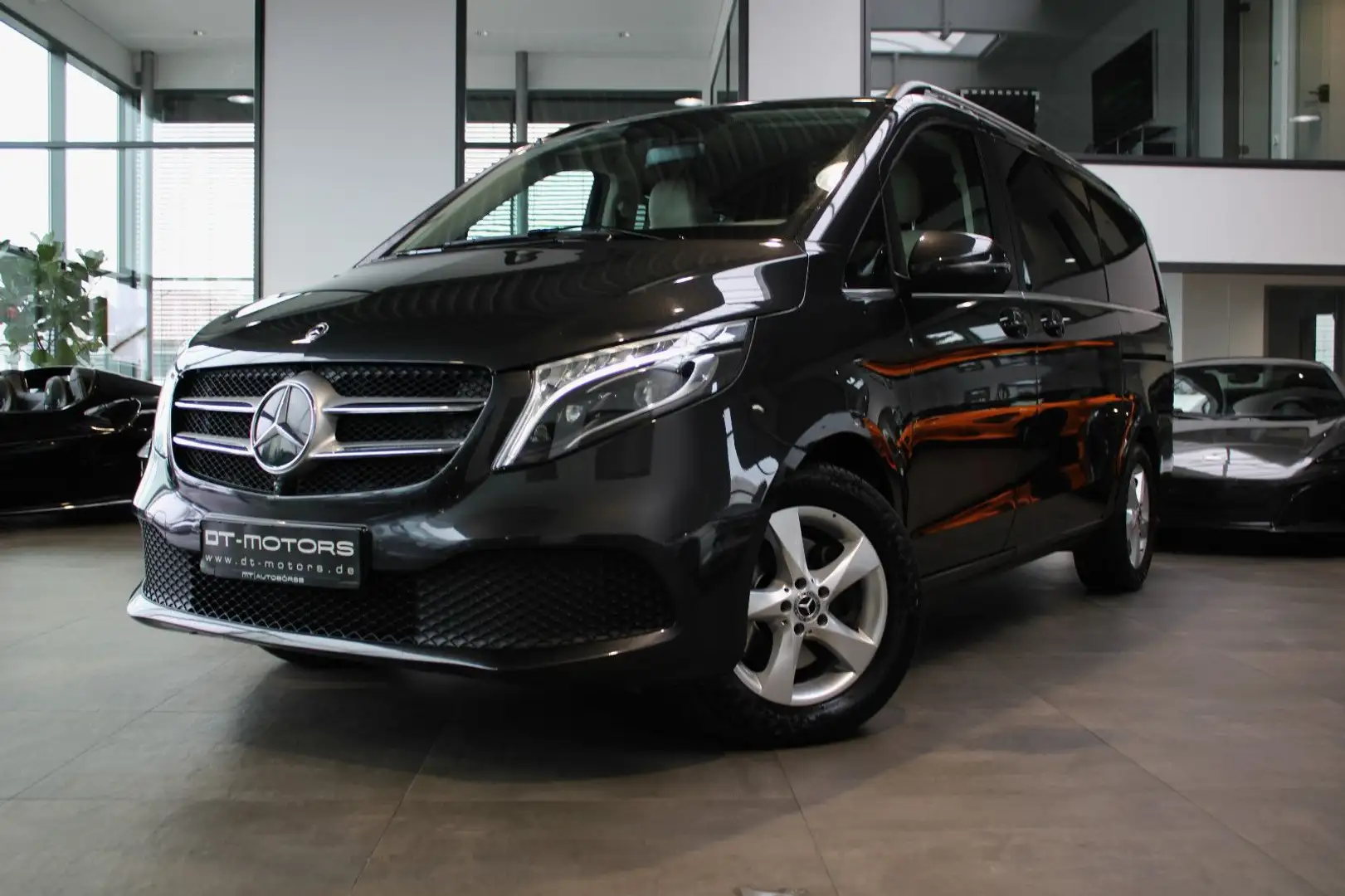 Mercedes-Benz V 250 D 4MATIC LANG! EXKLUSIV AVANTGARDE EDITION Grau - 1