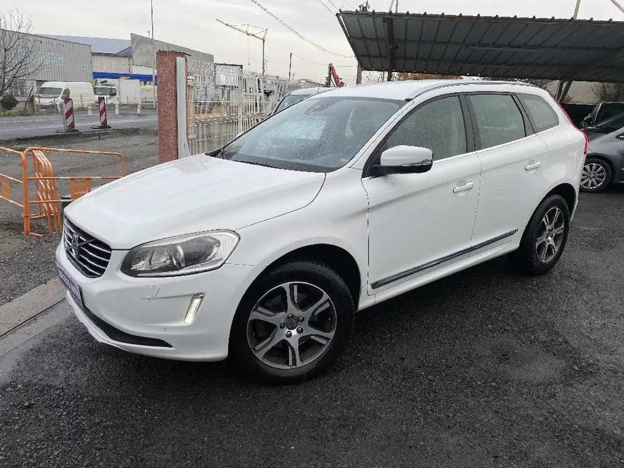 Volvo XC60 D4 181 ch Summum