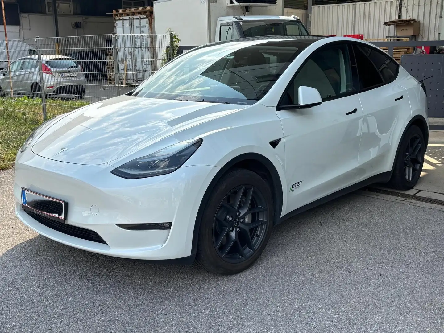 Tesla Model Y Model Y Long Range AWD 79kWh - 1