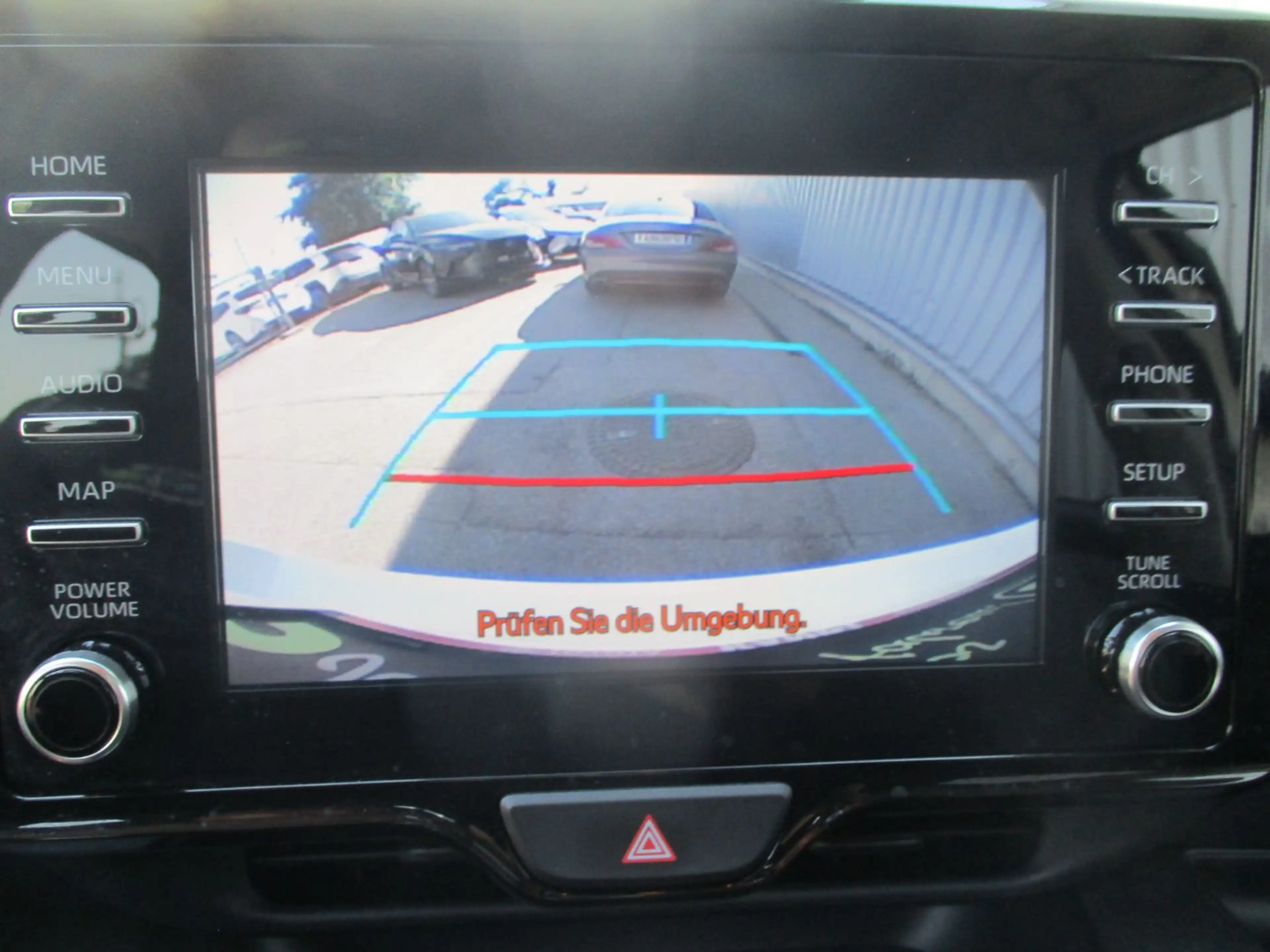 Toyota Yaris 1.5 Active Drive Hybrid ACC+LED+Navi+SHZ — photo 14