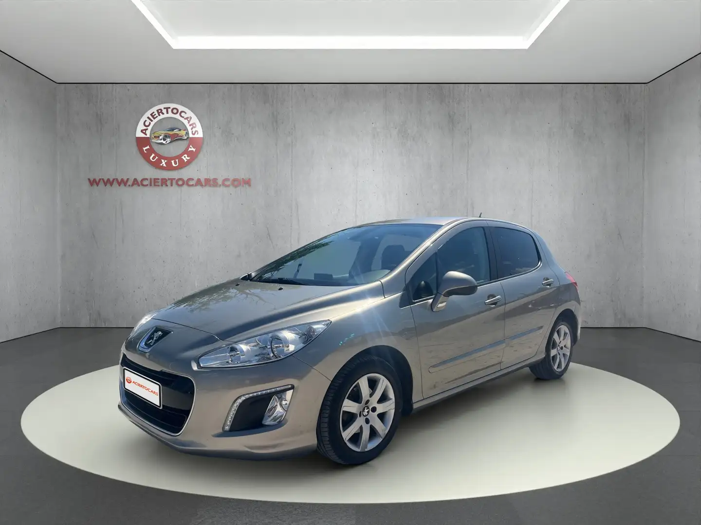 Peugeot 308 1.6 VTi Access Beige - 2