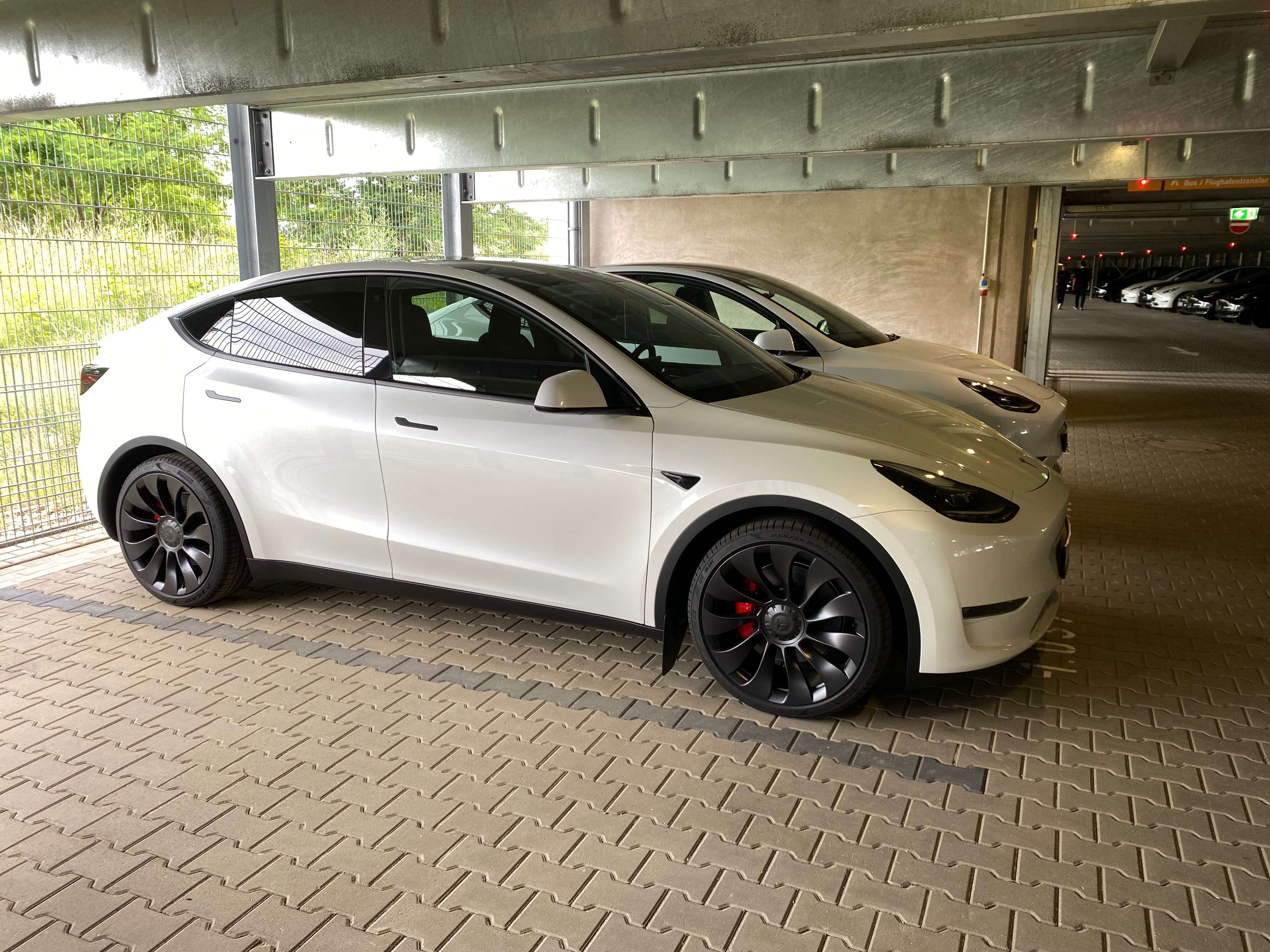 Second hand Tesla Model Y electro