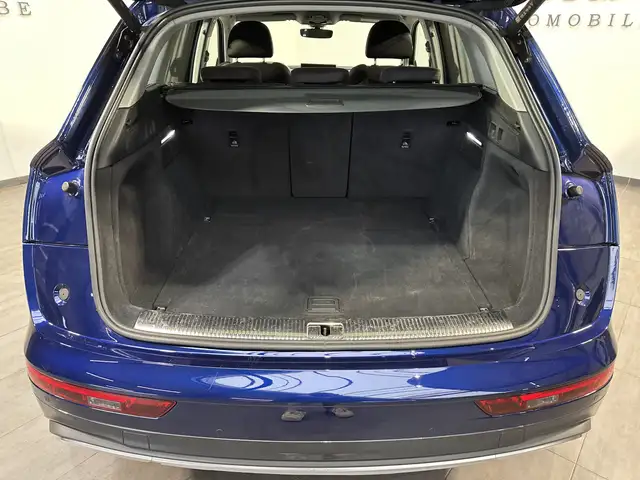 Audi Q5 view 6