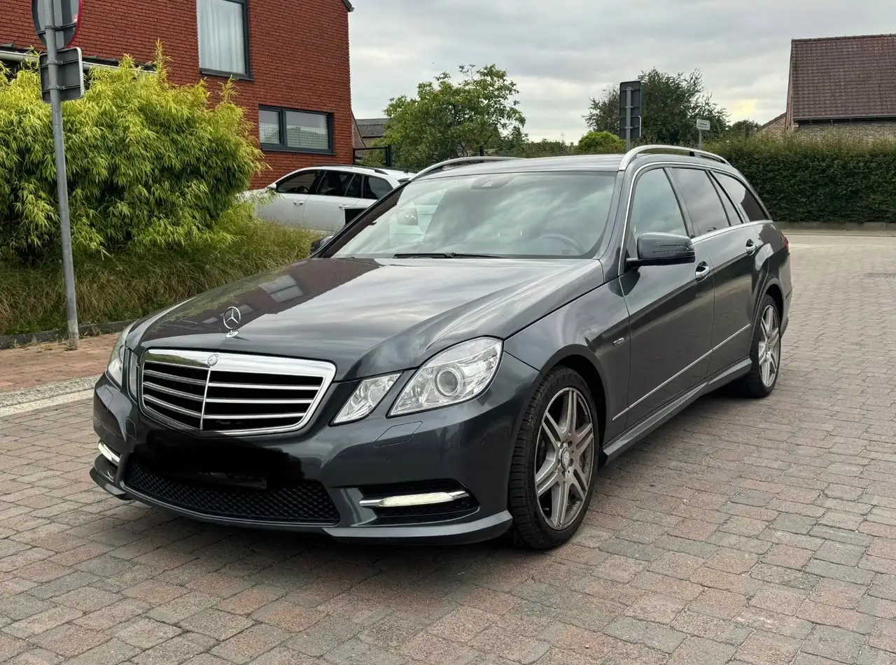 Mercedes-Benz E 220