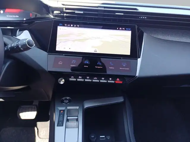 Peugeot 308 view 12